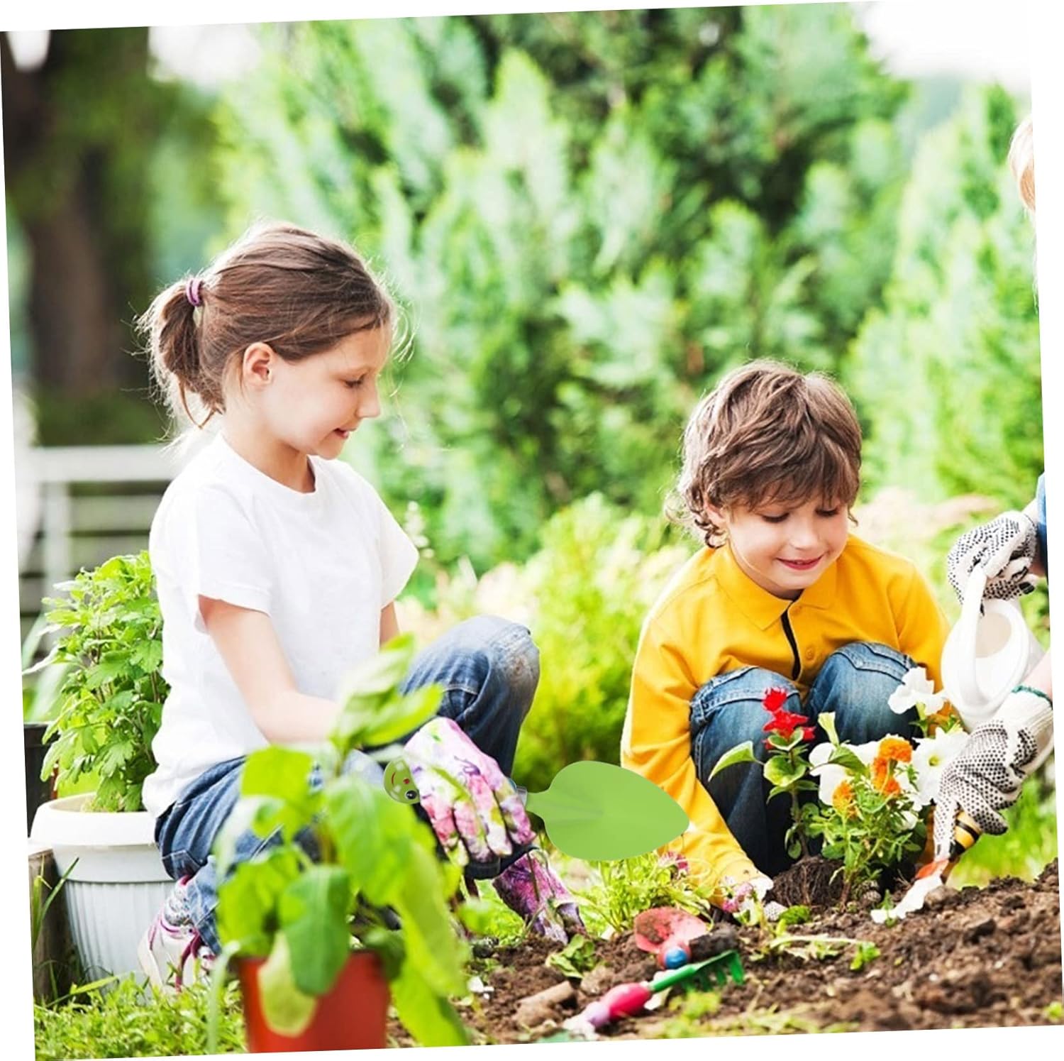 1set Boy Girl Gardening Tools Garden Tool Kit for Sturdy and Lightweight Gardening Toys for Boys and Girls for Sand and Garden Activities