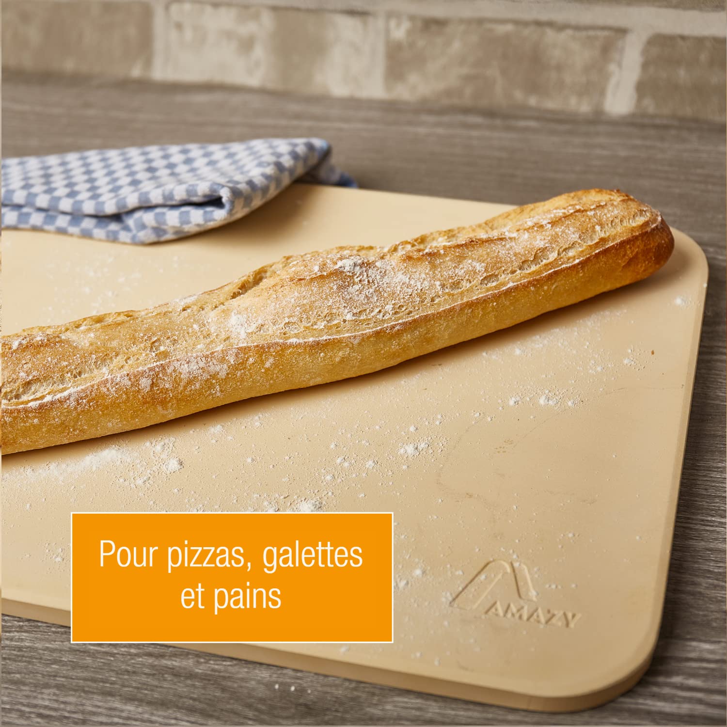 AMAZY Pierre à Pizza pour Four à Pizza et Gril - avec Pelle à Pizza Bois, Papier Cuisson Réutilisable et Livre de Recettes - Pierre Réfractaire en Cordiérite pour Pizza à l'Italienne Croustillante