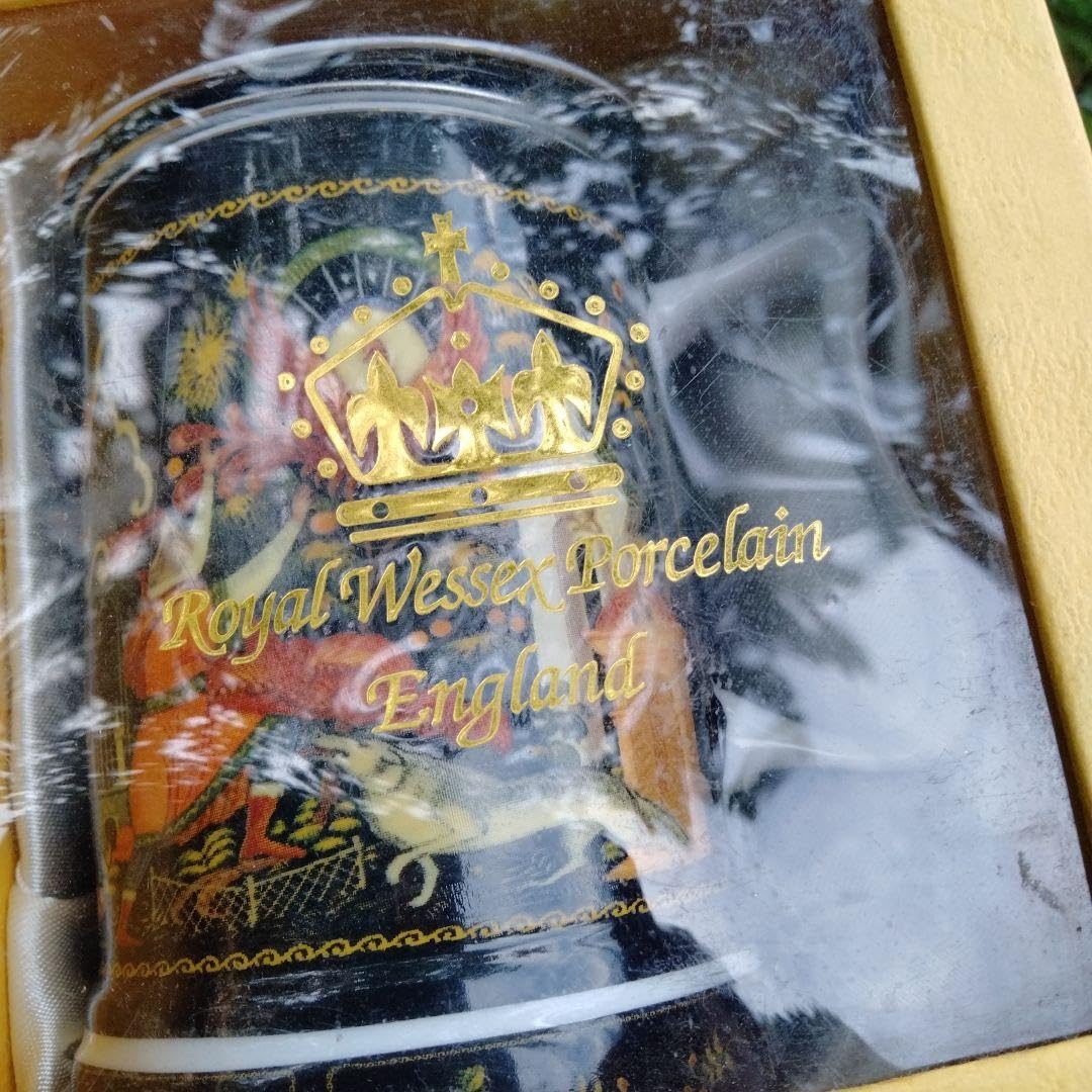 Amazon.co.jp: Royal Wessex 英国 ロイヤルエセックス 蓋付カップ : ホビー