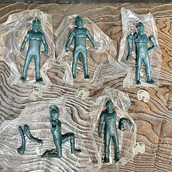 Amazon.co.jp: ブロンズ像 ウルトラ5兄弟アルティメット
