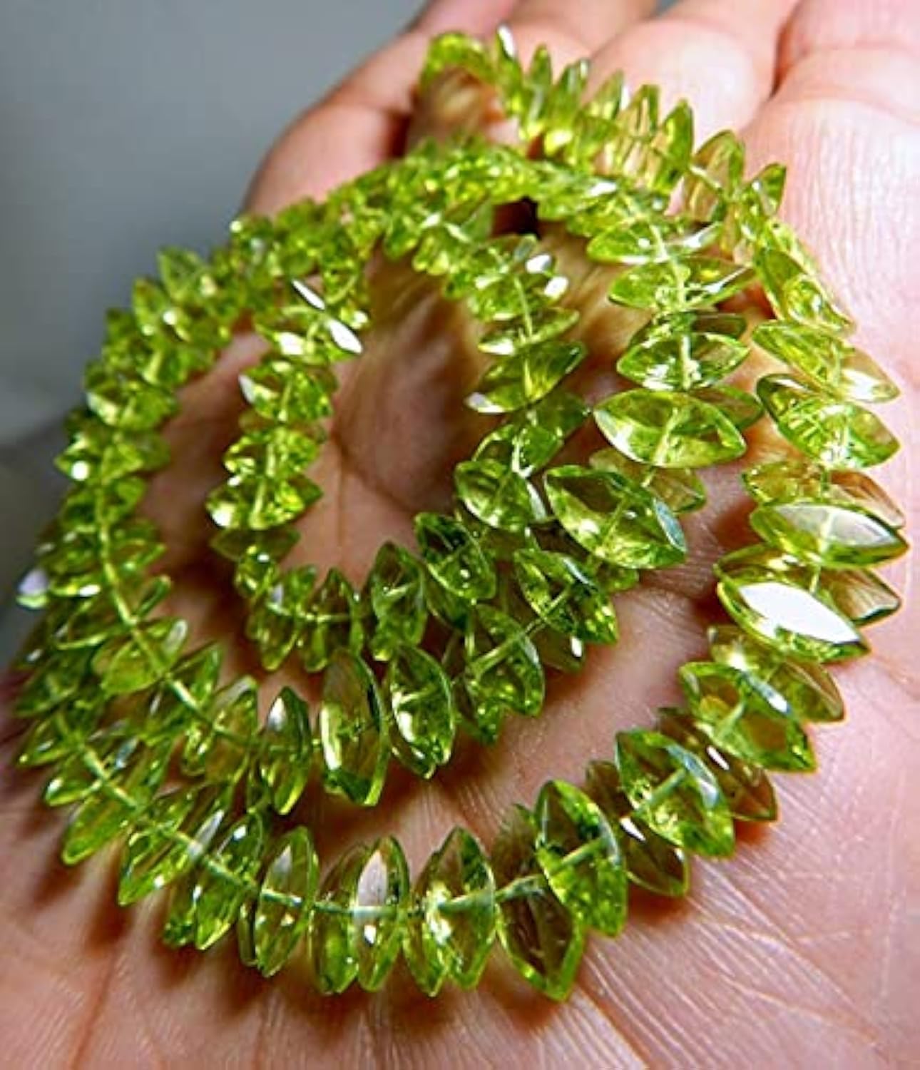 Perles péridot en goutte marquise facettée 9x5-7x3mm création bijoux