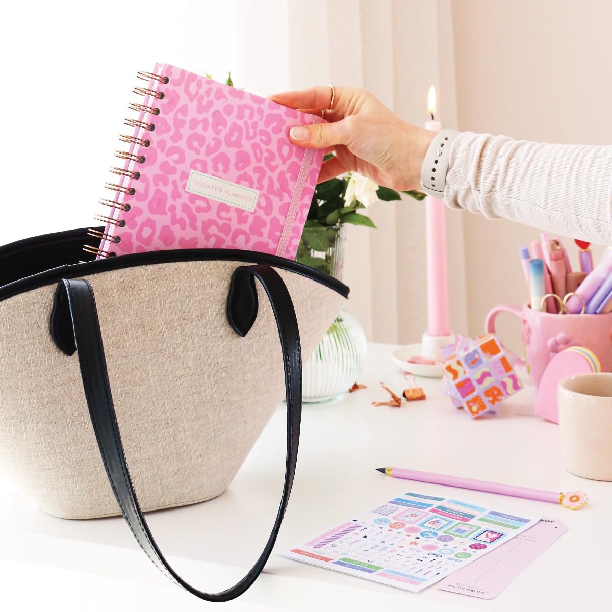 PAPERORA A5 Spiralli Süresiz Renkli Planlayıcı Ajanda Motivasyon Sayfalı Pembe Leopar