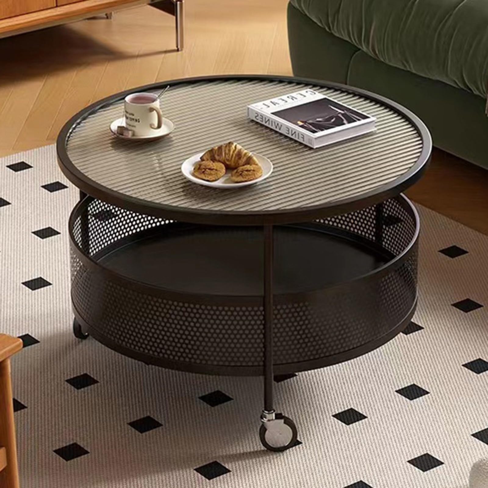 Table basse en verre avec roulettes en métal au design contemporain chic