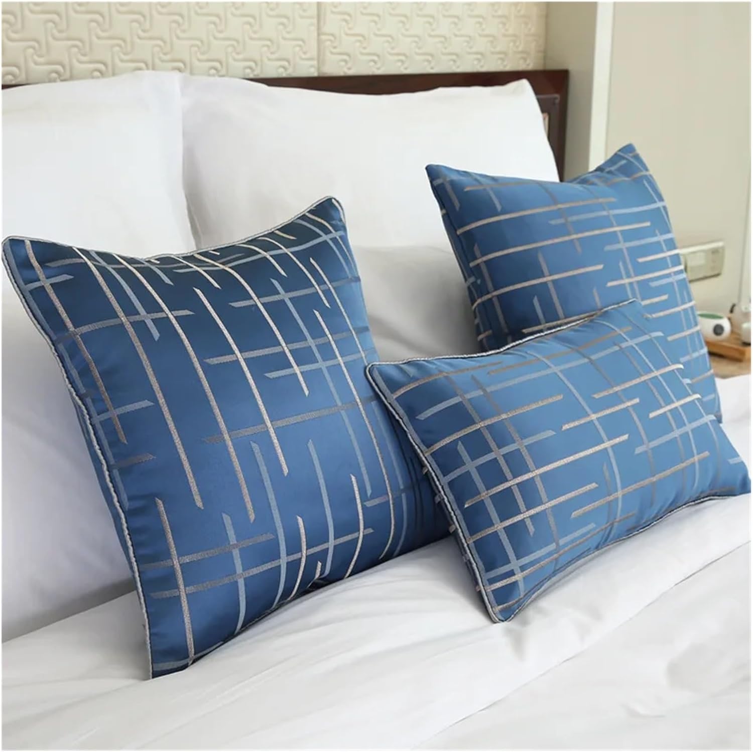 Geometric Blue Stripe Bed Runner Elegant Tassels Bed Flag Homestay Cover(45x180cm)