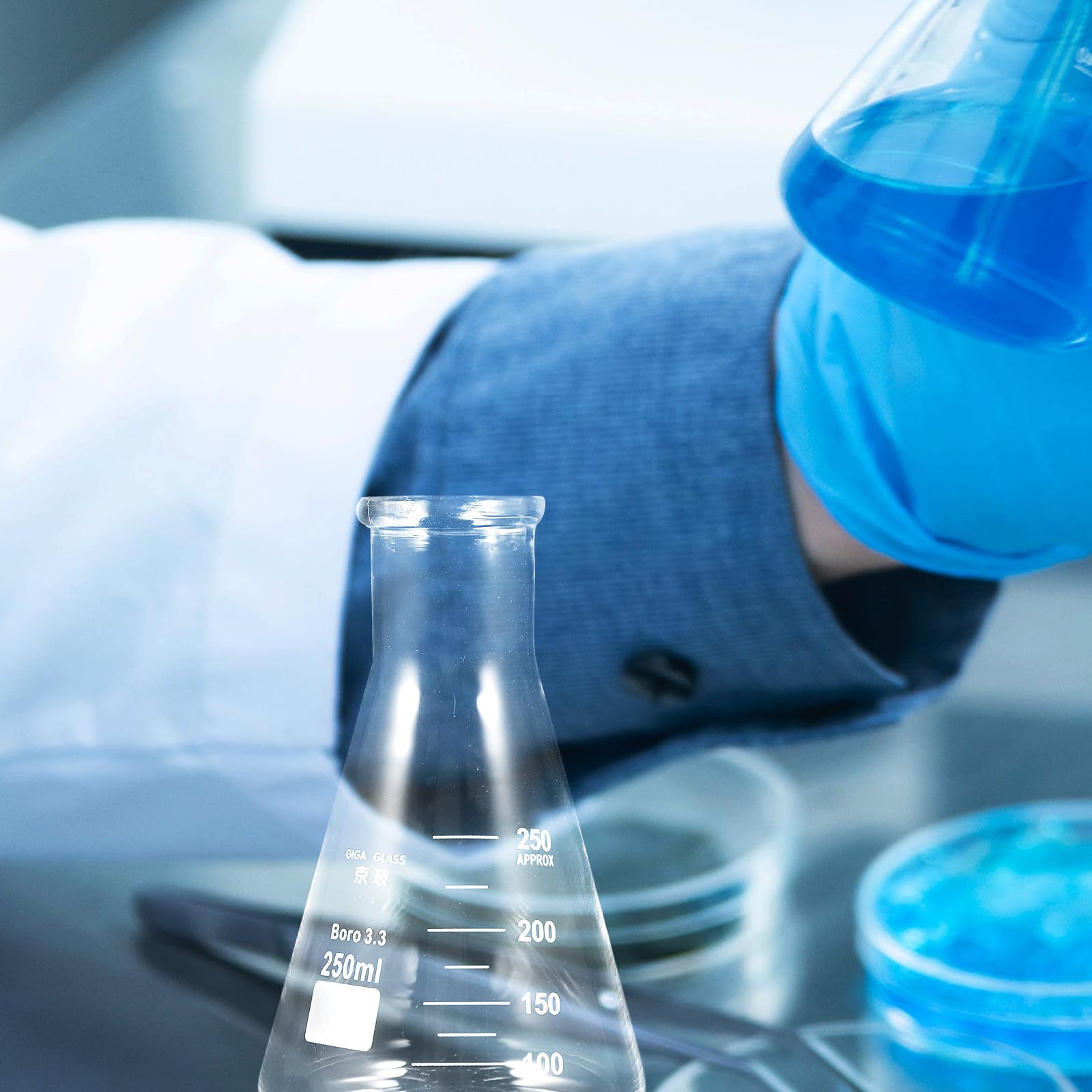 LIFKOME Set 4 Pezzi Beute Coniche in Vetro Borosilicato Addensato 250 Ml, Palloni da Laboratorio per Esperimenti Scolastici, Strumenti Scientifici Compatti e Leggeri per Uso Didattico