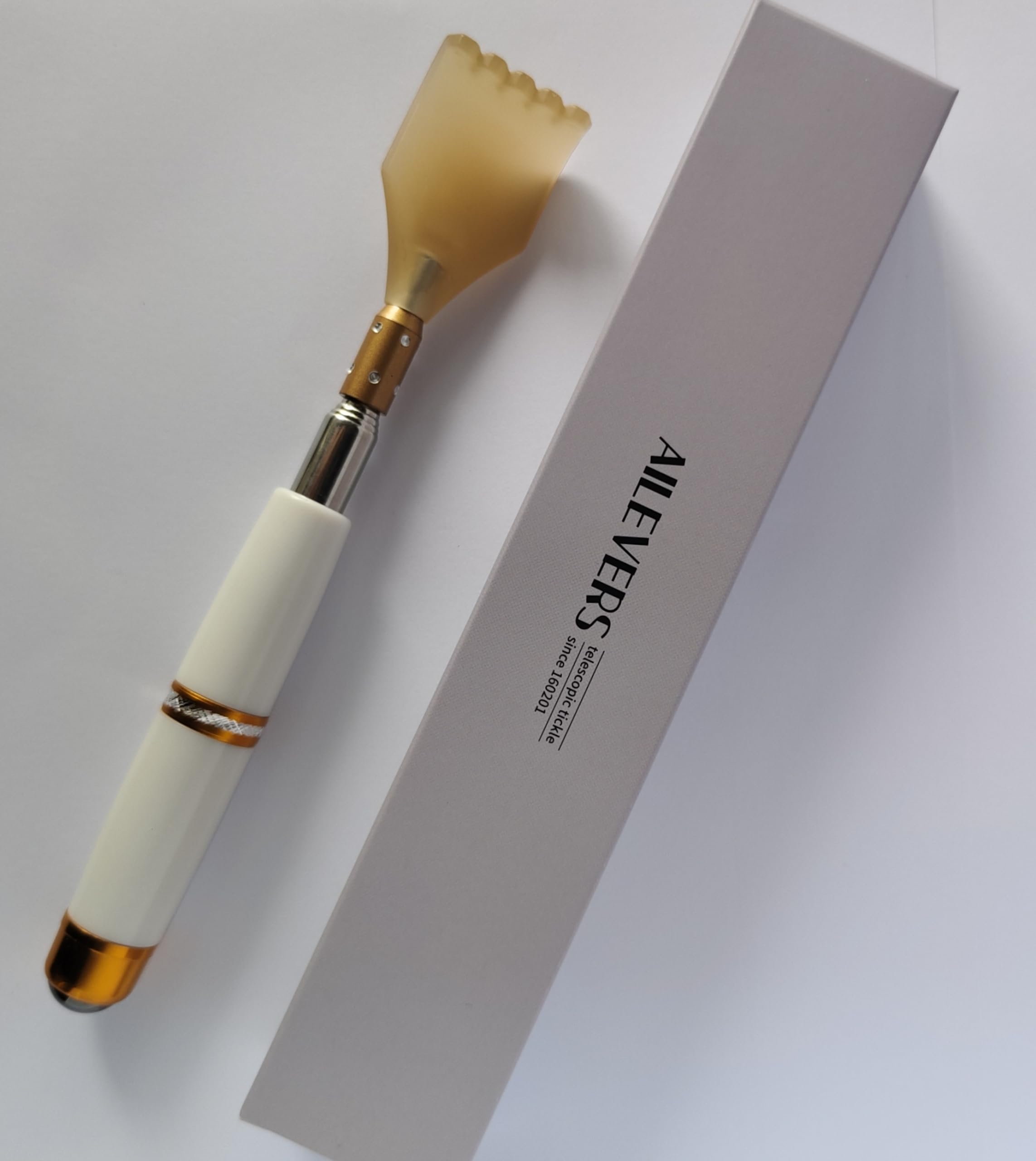 AILEVERS Expandable back scratching massager, Tools to relieve itching, Acupoint massager .Portable Extendable Back Scratcher, Stainless Steel Telescoping Back Scratcher. (White)