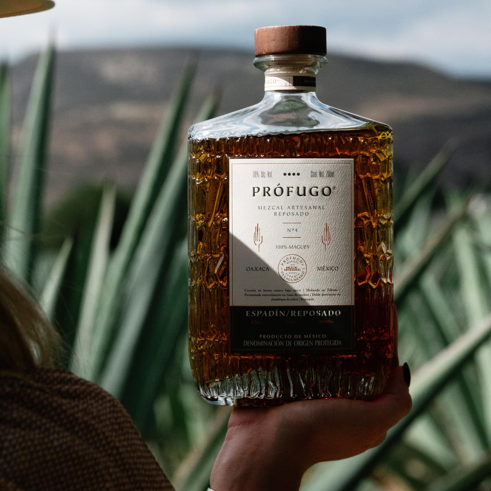 Mezcal Prófugo Espadín Reposado, 100% Maguey, 39% Vol, 70cl. Reposado por 3 meses en barrica.