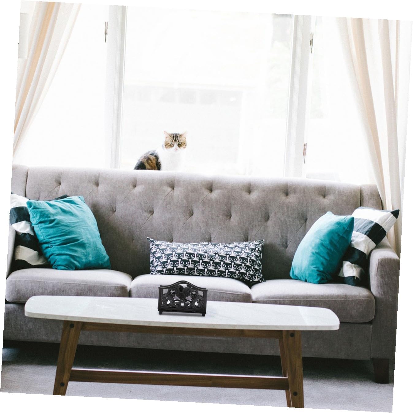 Decorative Iron Art Napkin Holder Elegant Hollow Design for Tabletop Use for Standard Tissue Stylish Napkin Rack for Home