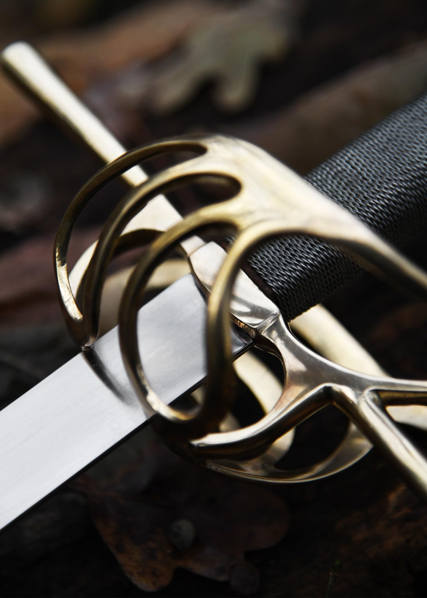 Battle-Merchant - Rapier Replik aus dem 17. Jahrhundert - handgeschmiedet aus Stahl - Korbgriff aus Messing - für Erwachsene
