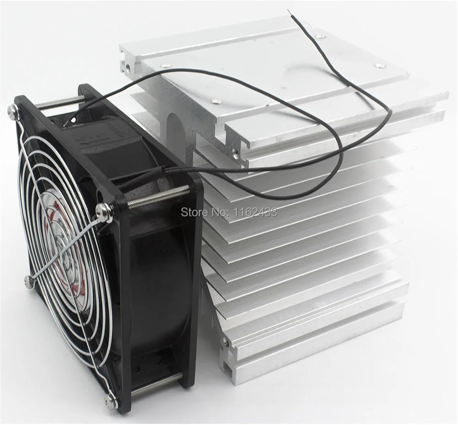 FHSY01F-110 125 * 135 110 mm 150A Three Phase Solid State Relay SSR Heat Sink Radiator with 220VA Fan and Protective Cover(White Oil retaining)