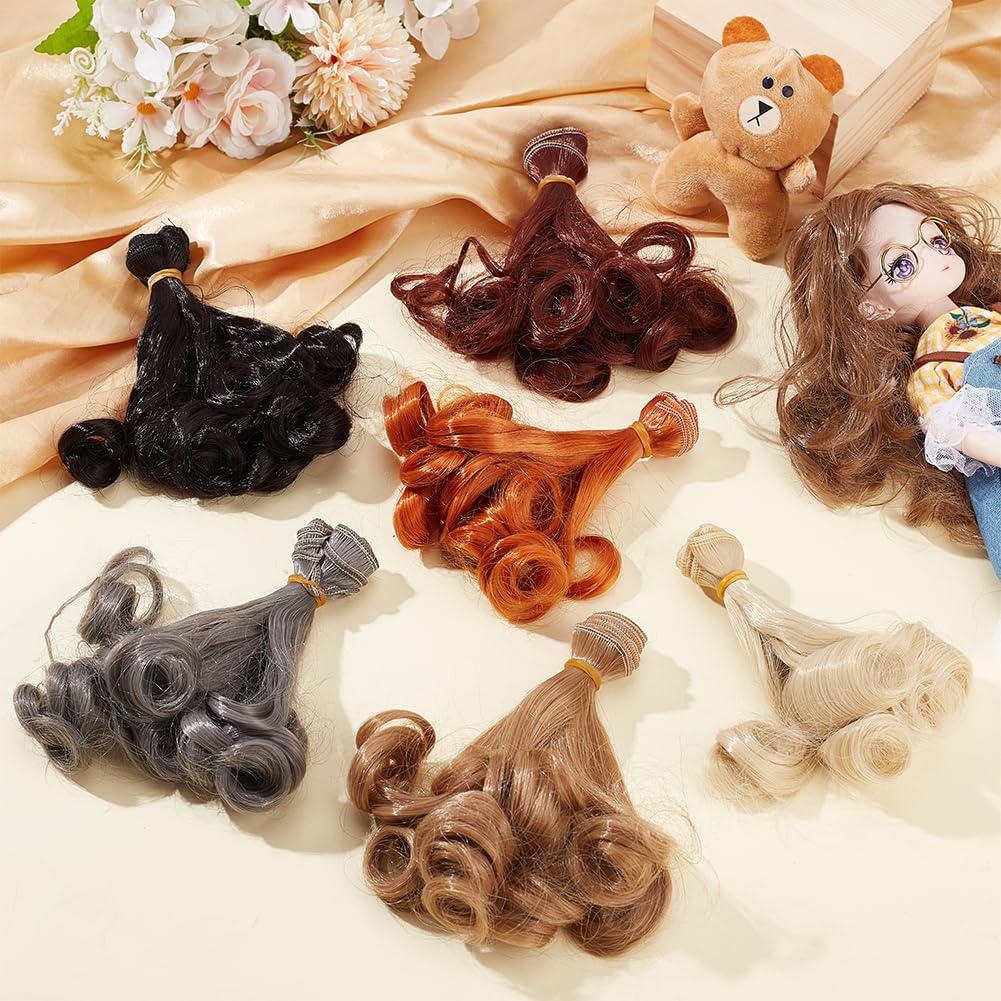 GORGECRAFT 6 pz 6 Colori Capelli Ricci Bambola Parrucche 15cm Alta Temperatura Fibra Sintetica Capelli Lunghi Extension Accessori di Ricambio per Bambole Making Kits Arti e Mestieri Forniture