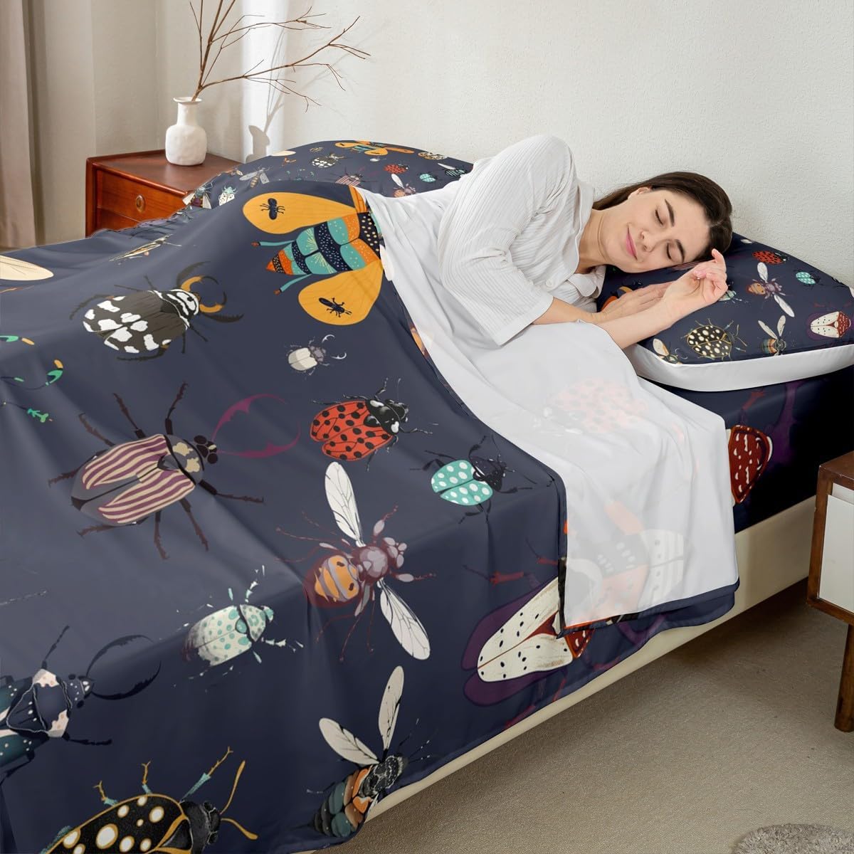 Beetles Bed Sheet Set Queen Size Cartoon Ladybug Moth Sheet Set Nature Wild Animals Sheets for Boys Girls Bedroom Dark Purple Bedding Set with Flat Sheet Fitted Sheet Pillowcase 4Pcs