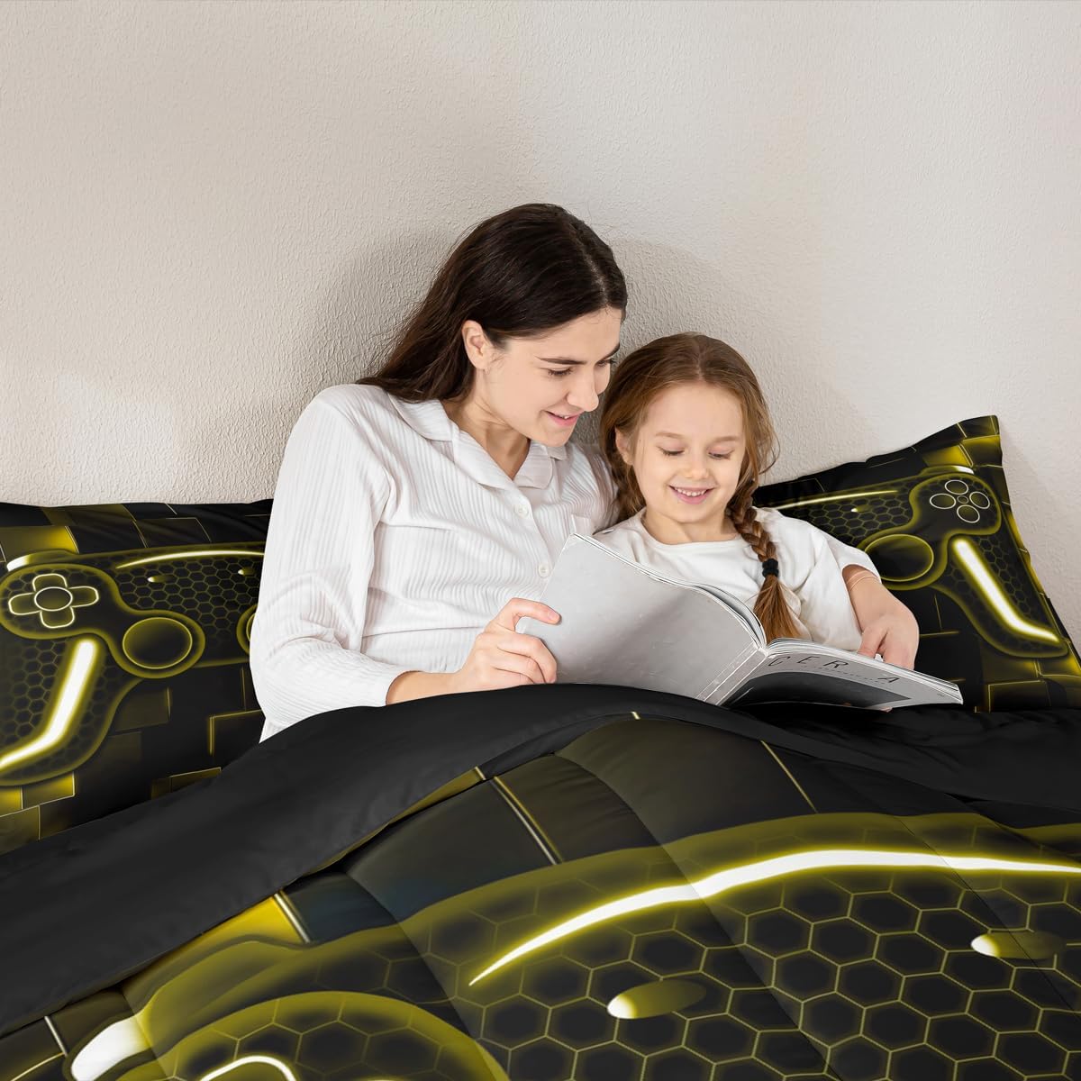 Erosebridal Gamer Comforter Sets for Boys Girls Kids Gaming Bedding Sets Twin for Boys Room Decor,Game Contoller Down Comforter 2Pcs Gamer Gifts Bed Set for All Season,Ombre Yellow Gamepad