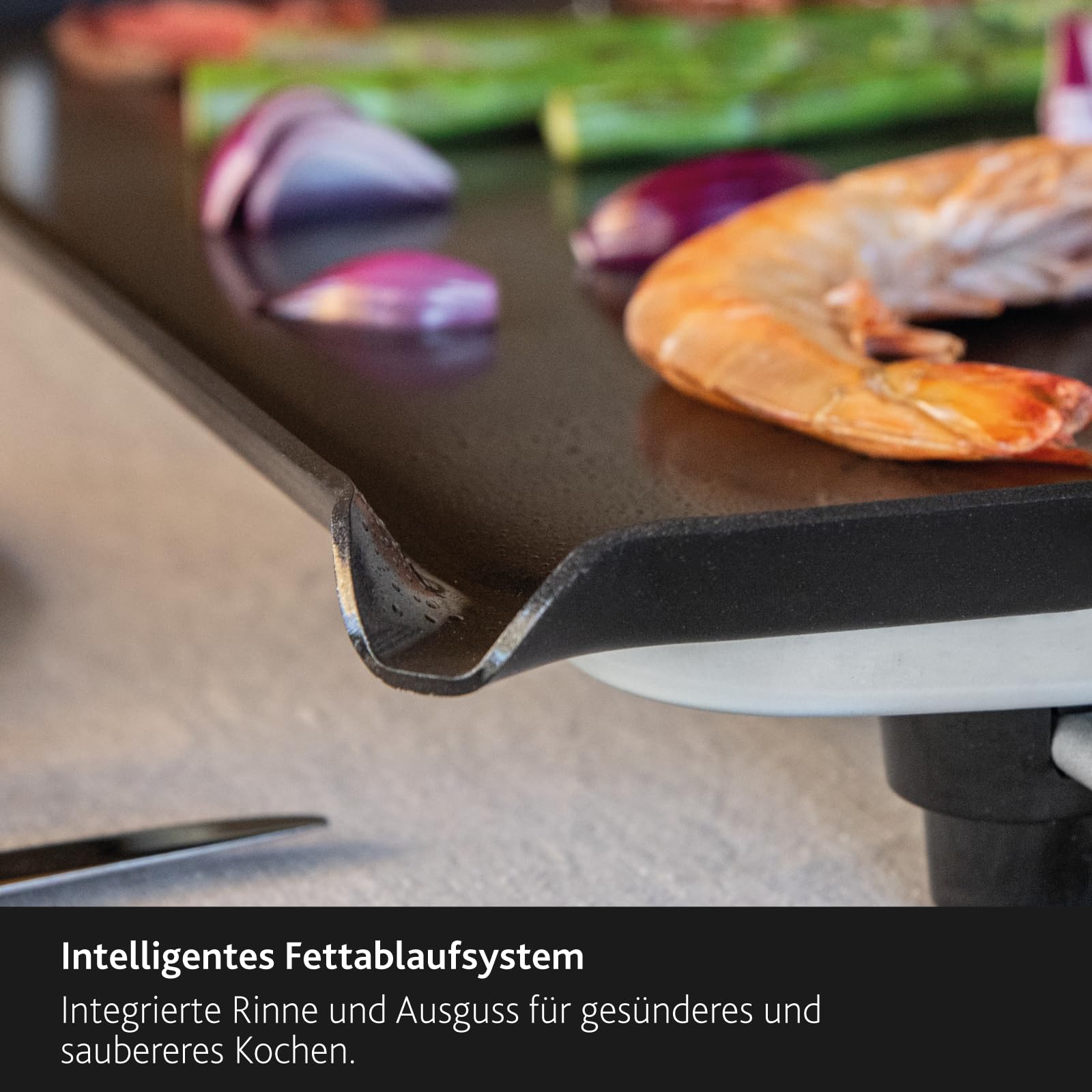 Boska Elektrische Grillplatte Pro – Tischgrills - Teppanyaki-Platte 35x56 cm – PFAS-freie Keramikbeschichtung – Temperaturregelung – Fettablauf – Griffe aus Eichenholz – Schwarz