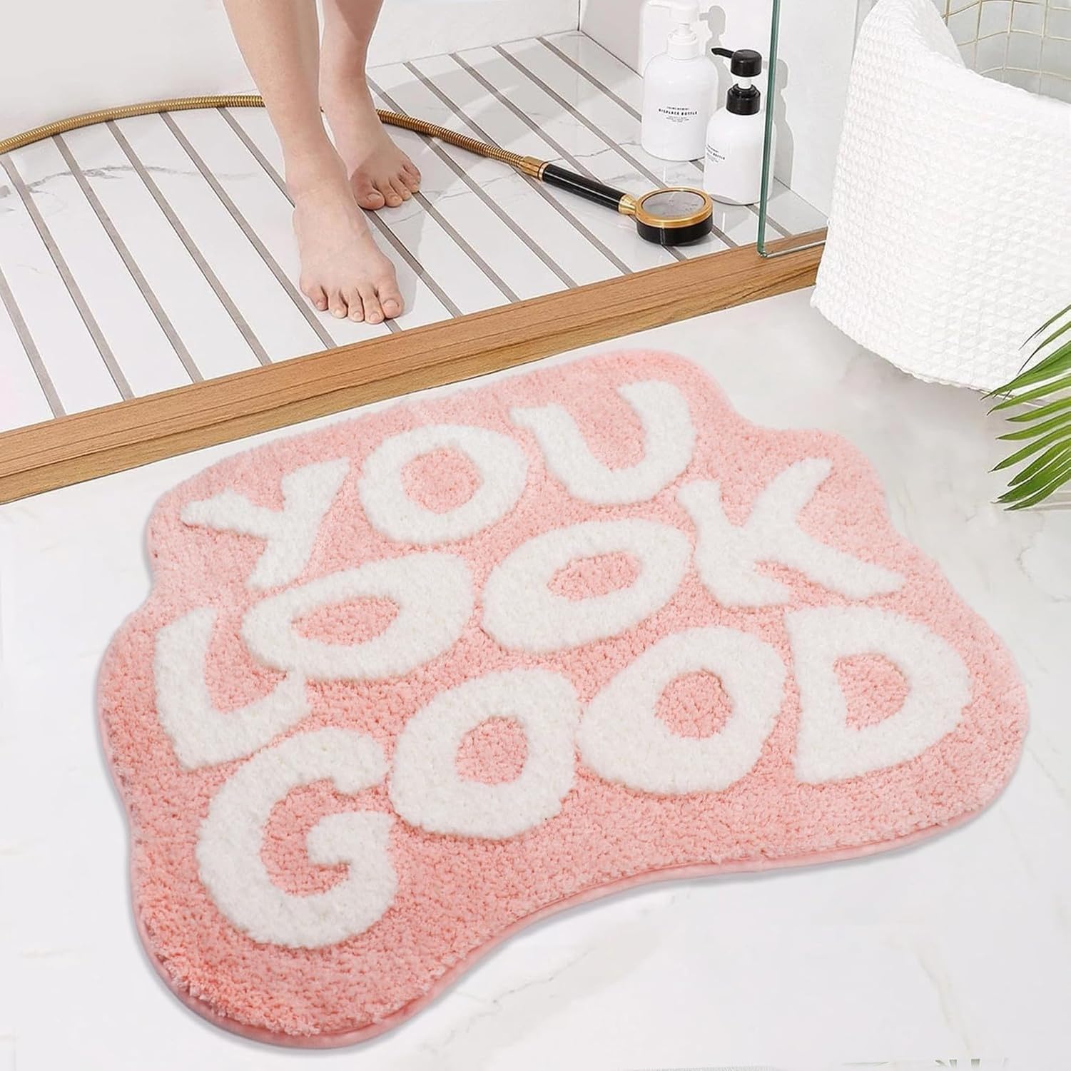 GYFGRTQ Long Bath Mat for Bathroom Humorous Runner Rug for Bathtub Dorm Shower Modern Decorative 20x60 Inch, Light Pink, 25x21