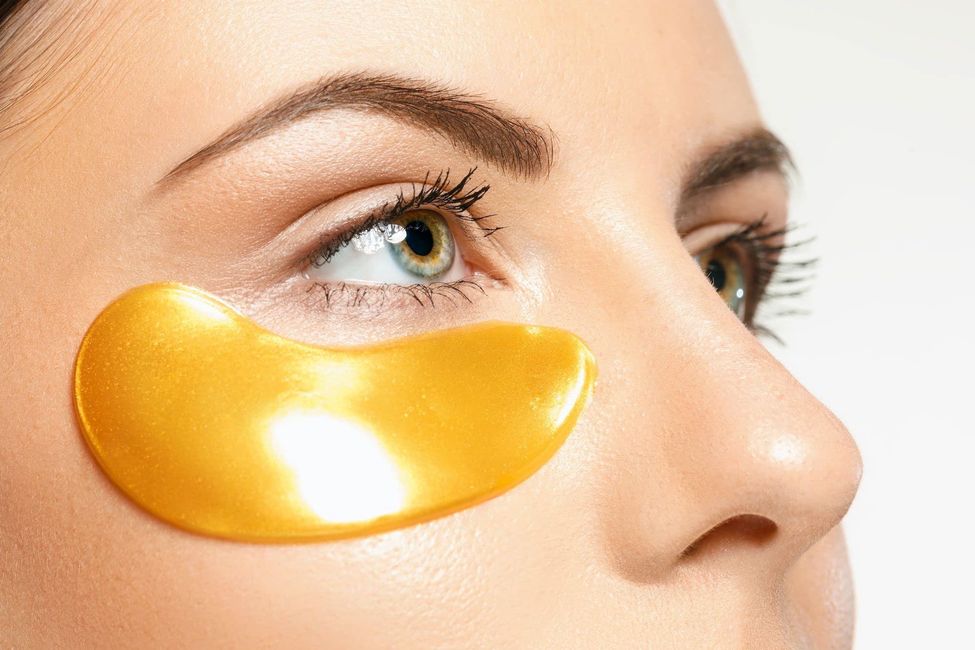 ZSIGNS Gold Crystal Collagen Whitening Moisturizing Under Eye Dark Circle Remover Patches (10 PAIRS)