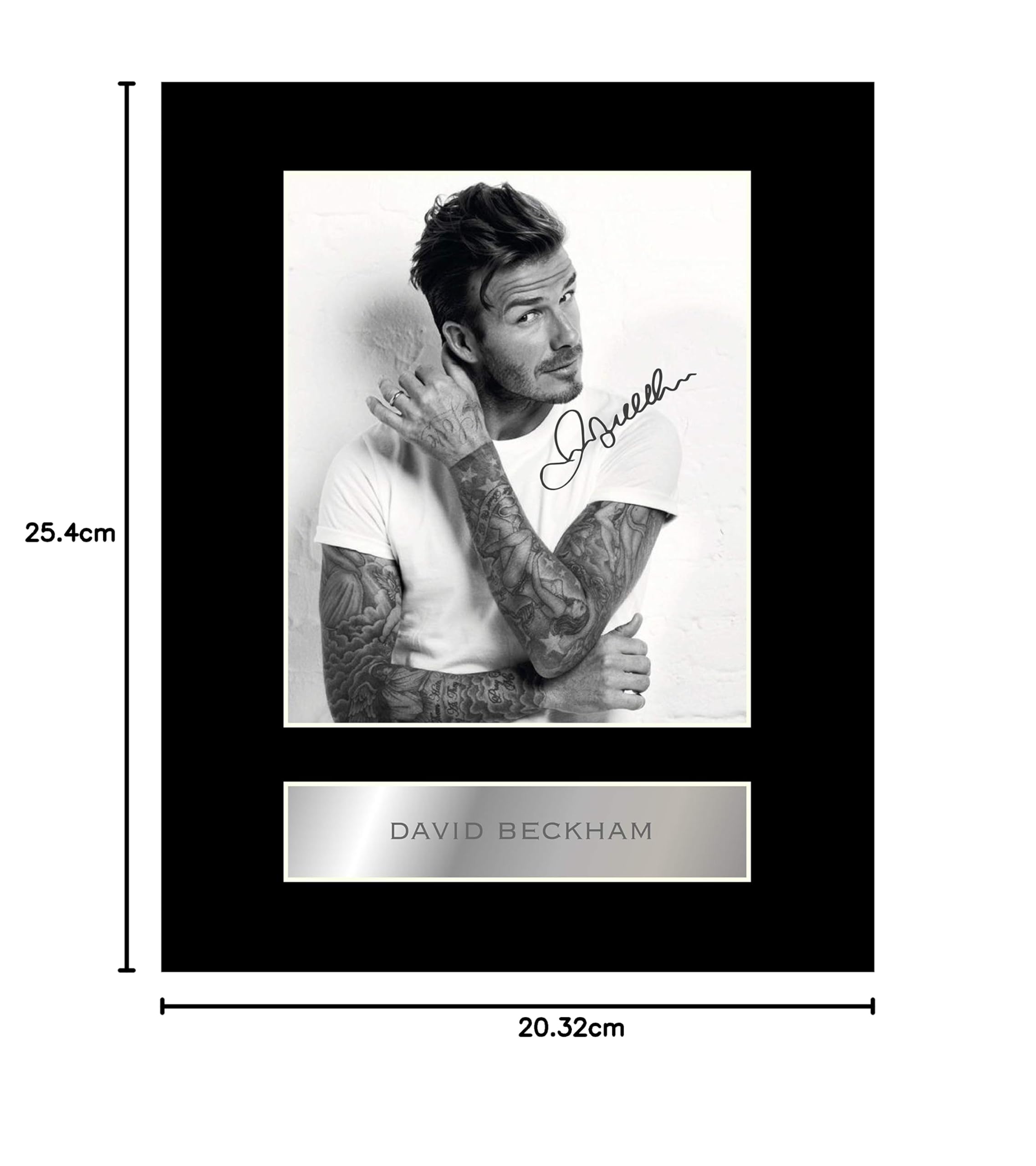 デビッド・ベッカム サイン入り写真 フレーム付き デビッド・ベッカム サイン入り写真 フレーム付き Amazon.co.jp