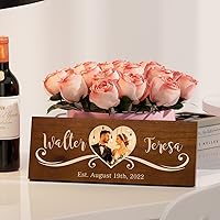 Vista 3 de Regalo de boda personalizado para recién casados, regalos para él, aniversario, placa de madera con nombre y fecha personalizados, letrero
