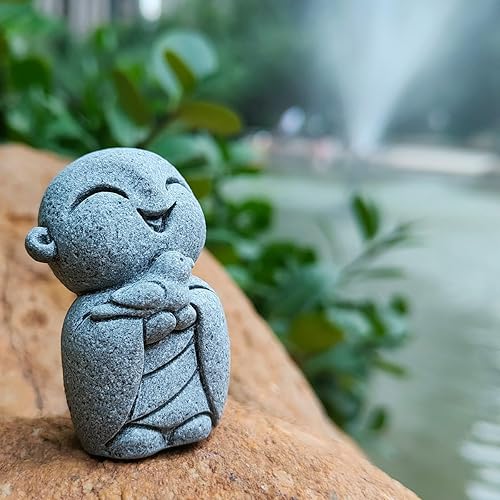 Miniatura 36 de livelyfish Estatua de Buda japonesa de 3 figuras de monje rezando de piedra arenisca para riqueza, buena suerte, jardín zen, pecera, acuario