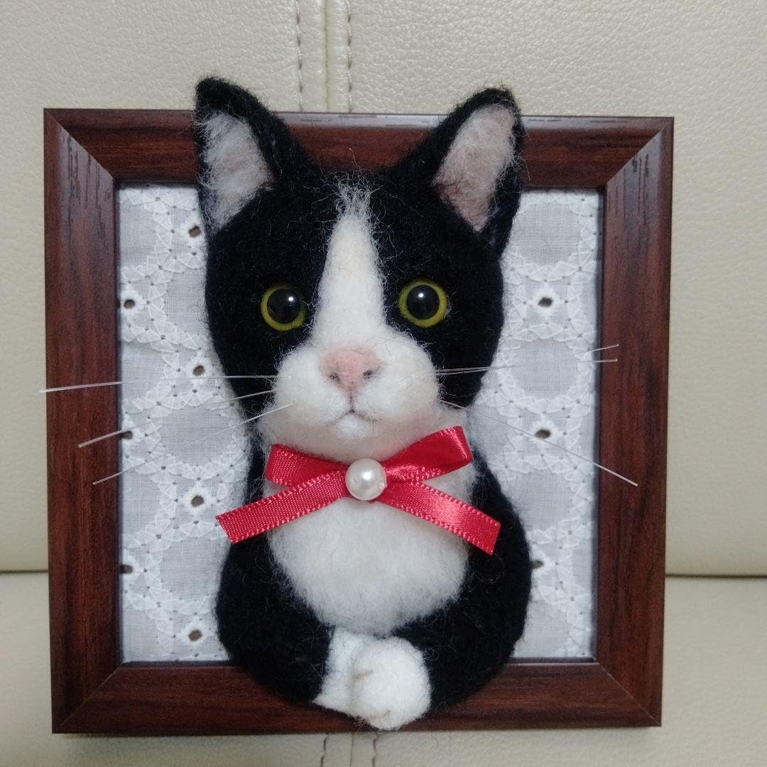 羊毛フェルト ハチワレ猫