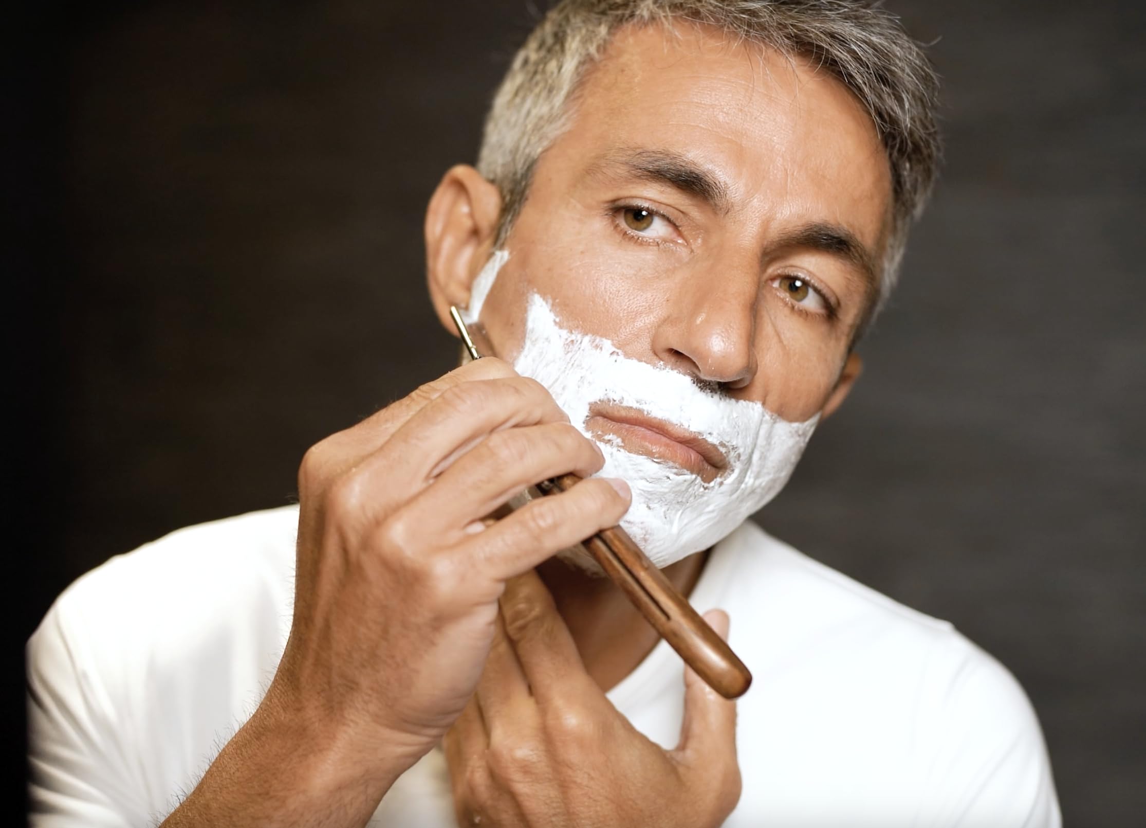 Emporio Del Uomo Shaving Cream - Crema da barba idratante e nutriente per uomo | all'olio di mandorla dolce e mentolo | per una rasatura morbida e confortevole | 250 ml / 1000 ml (1000 ml)