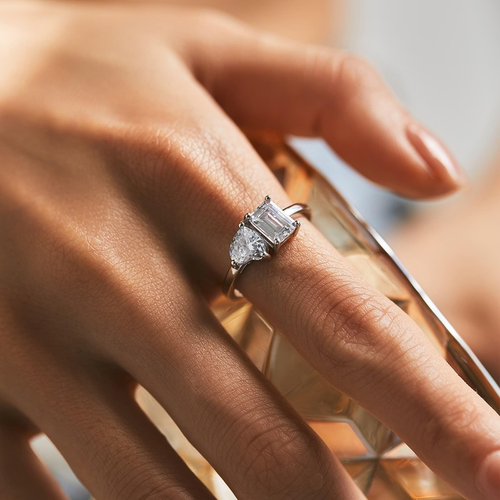 Wycian Bague Piece en Argent Bague de Mariage Or Blanc 9K/14K Au375/Au585 5X7mm Moissanite pour Mère Mesdames
