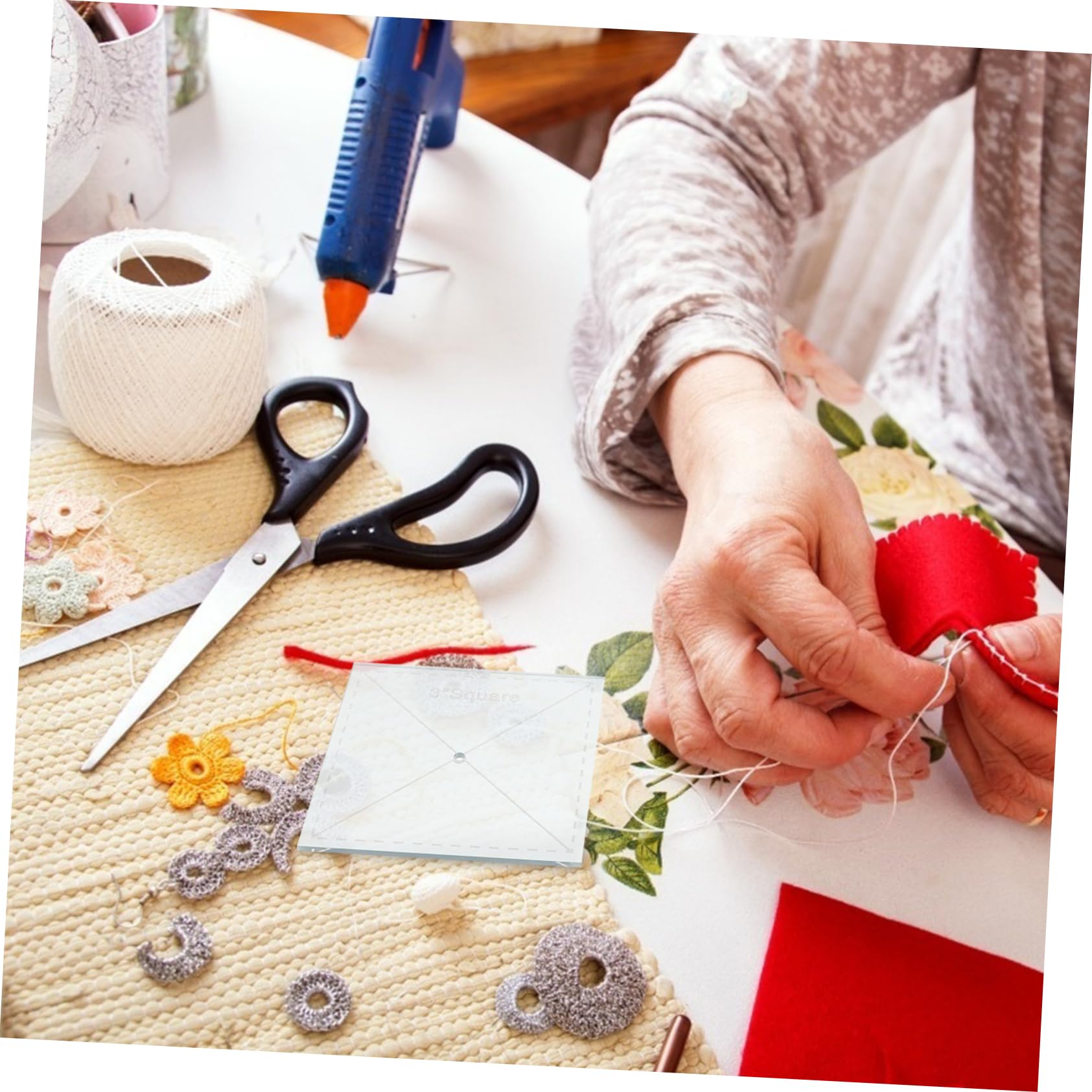 Set 5 Pezzi Righelli per Patchwork in Acrilico, Accessori per Quilting Leggeri e Portatili per Cucito e Ricamo