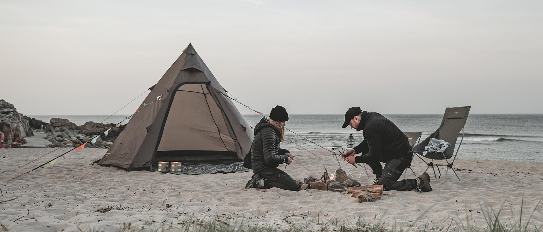 Easy Camp Otra Tenda Tippata per 4 Persone, 300 x 275 cm, Marrone