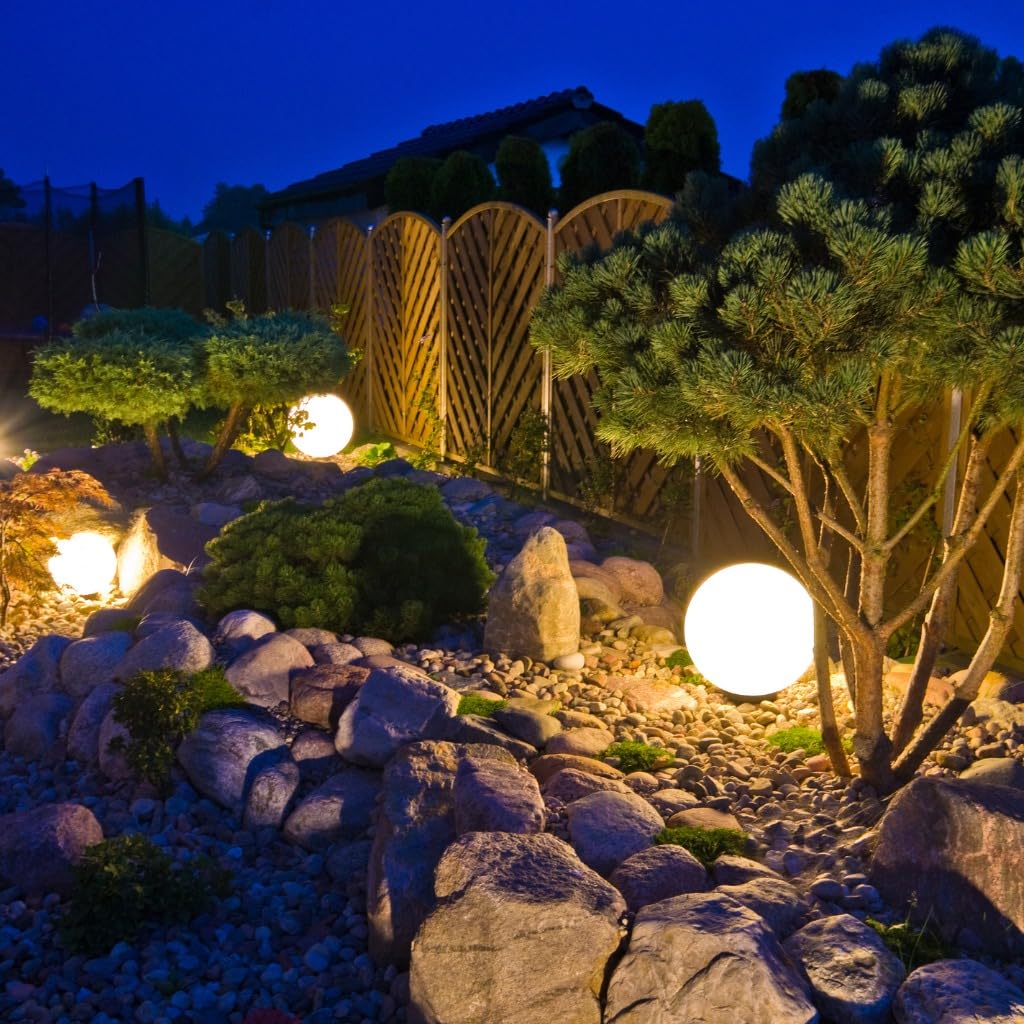 Trango 4er Set 300W Gartenkugel IP65 Kugelleuchte 30cm Durchmesser in Weiß matt mit je 5m Kabel & je E27 Fassung geeignet für LED Lampe Kugellampe Gartenleuchte Außenlampe ohne Leuchtmittel