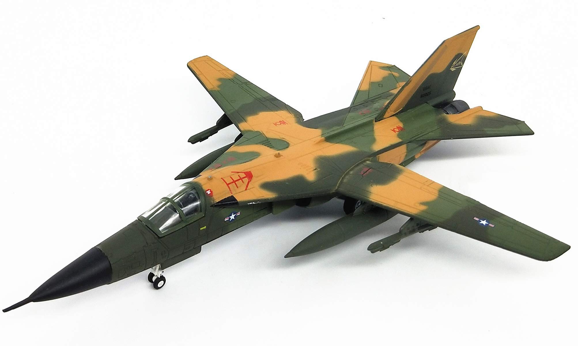 Amazon.co.jp: 軍用機モデル、戦闘機モデルディスプレイ爆撃機F111合金 