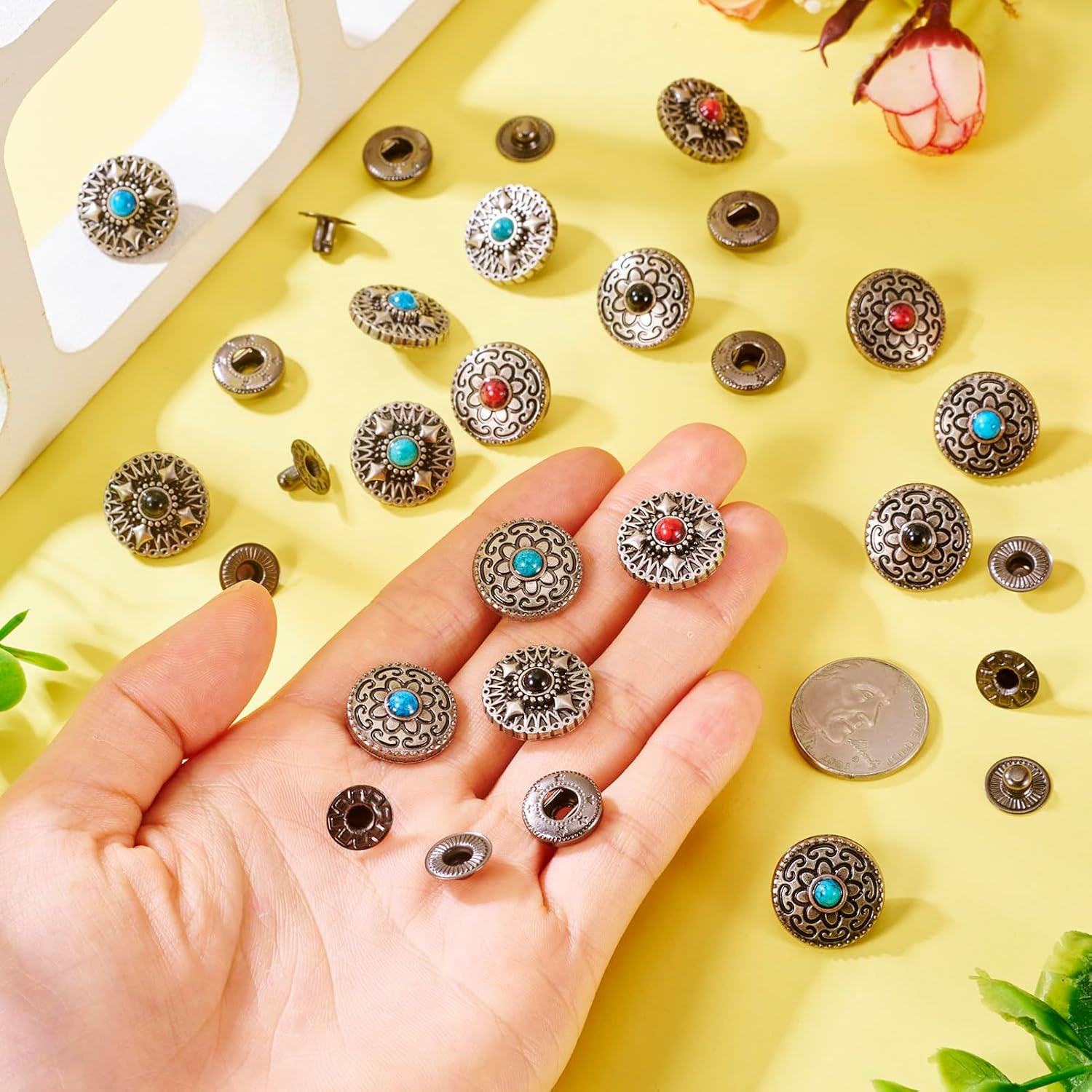 16 Sets Turquoise Alloy Rivets, Leather Decorative Rivets, Metal Screwback Buttons, Vintage Western Decorative Buckles for DIY Leather Crafts Belt Shoes Cowboy Hats Decorations