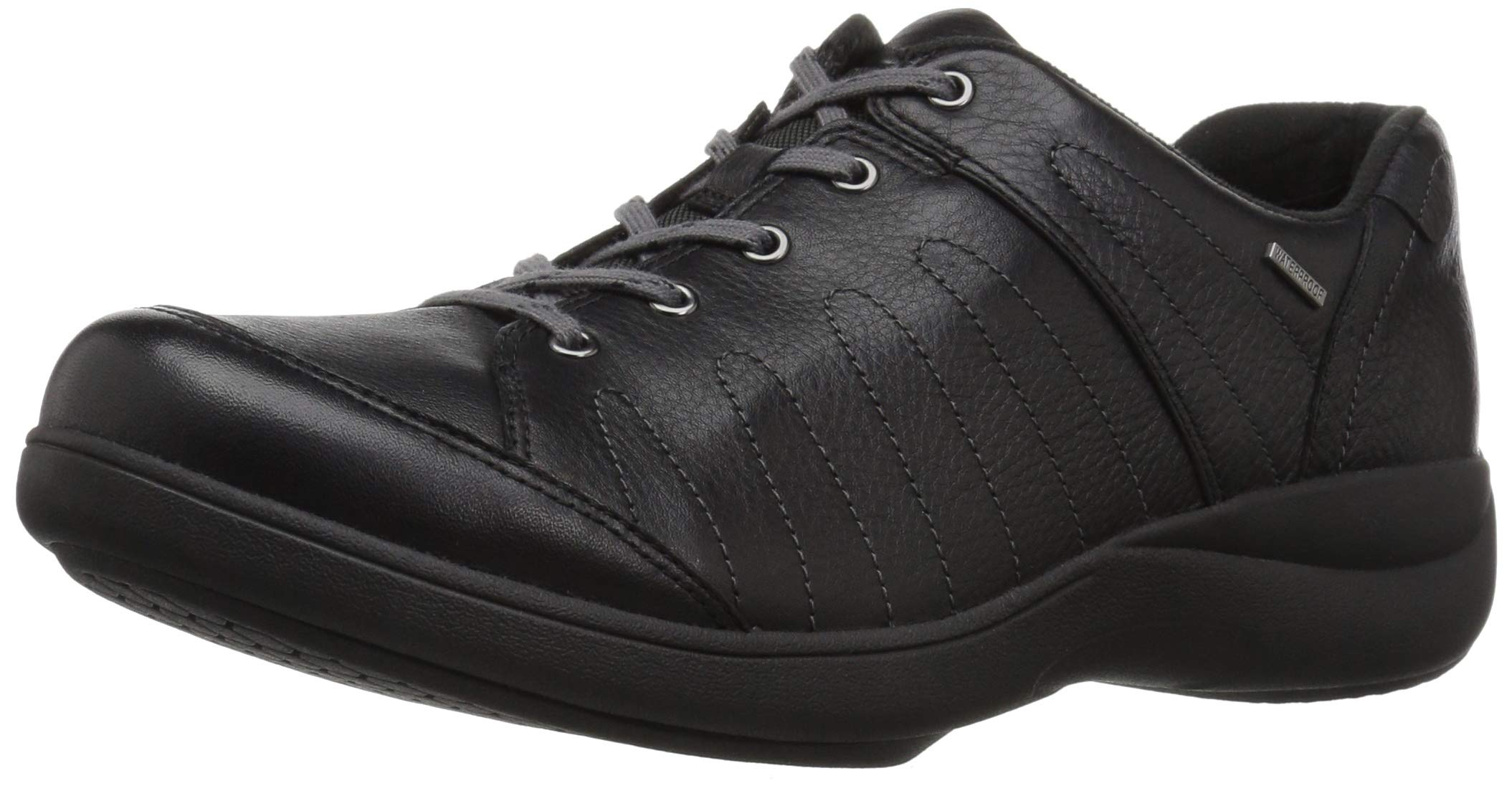 AravonWomen's REVsavor Flat