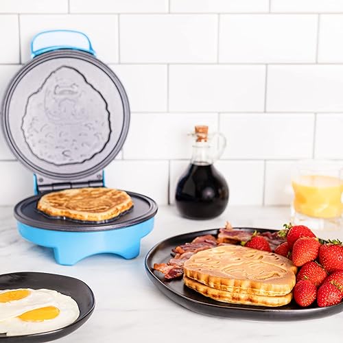 Miniatura 5 de Uncanny Brands Bob Ross Waffle Maker  Bobs Iconic Face on Your Waffles  Waffle Iron