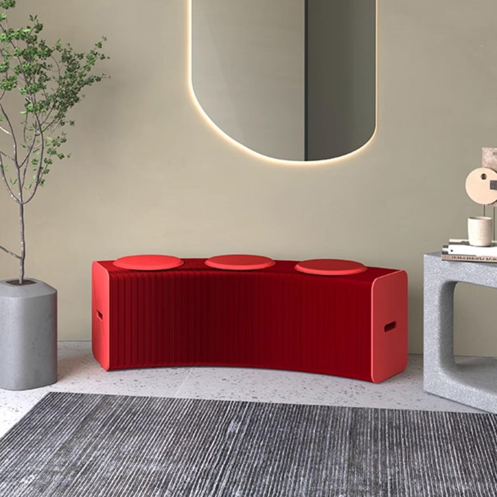 Tabouret pliant avec coussin et meuble accordeon moderne