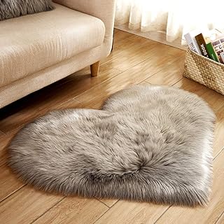 Tappetino antiscivolo Peluche Morbida pelliccia sintetica Tappeto camera da letto a forma di cuore Tappeto peloso Shaggy Per soggiorno Casa Bambini Tappetino per bambini grigio chiaro 70x80cm