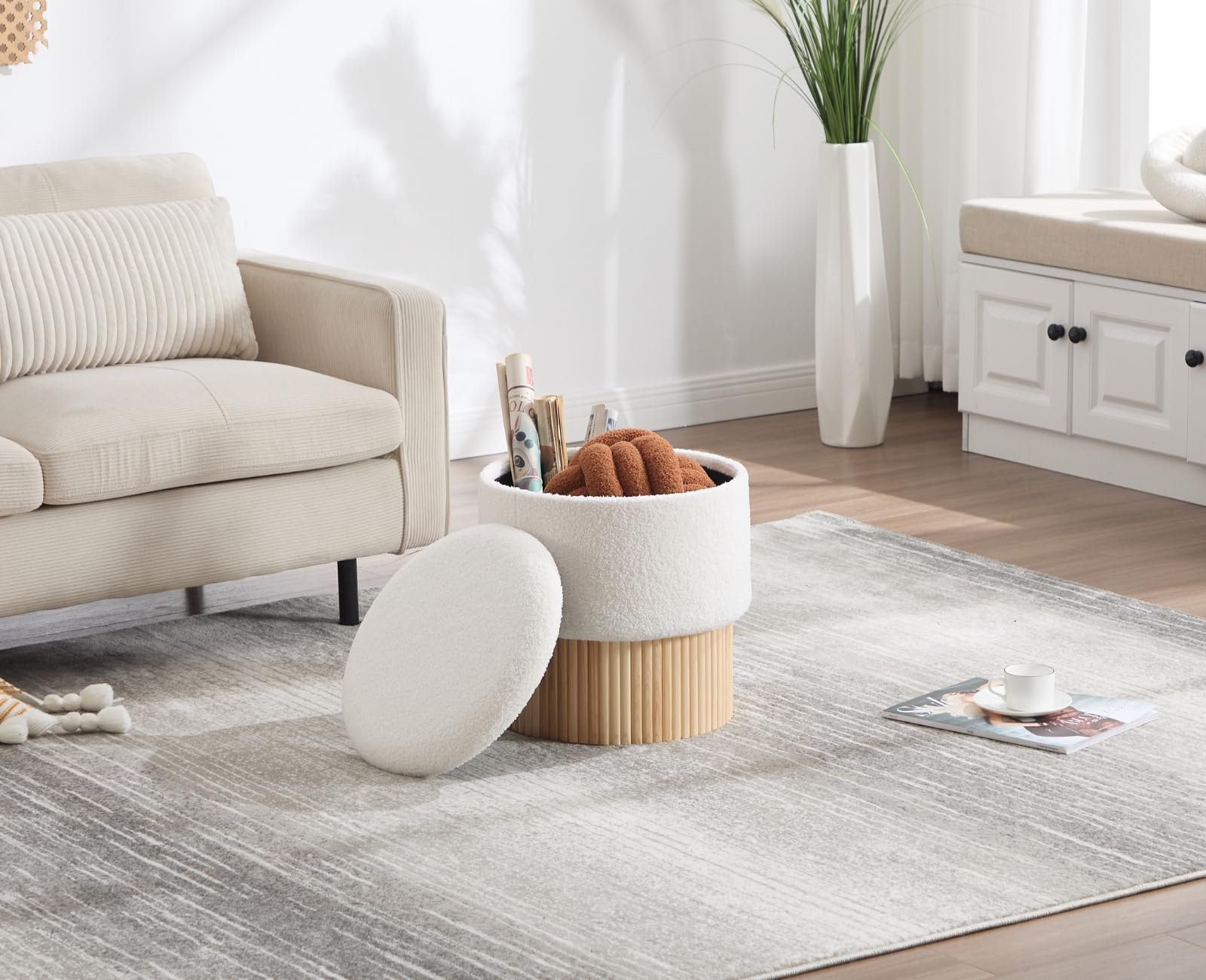 chairus Pouf Contenitore da Salotto in Pelliccia Sintetica, Bianco | Piccolo Poggiapiedi con Contenitore Sgabello Poggiapiedi con Seduta Imbottita e Ottomana Base in Doghe di Legno
