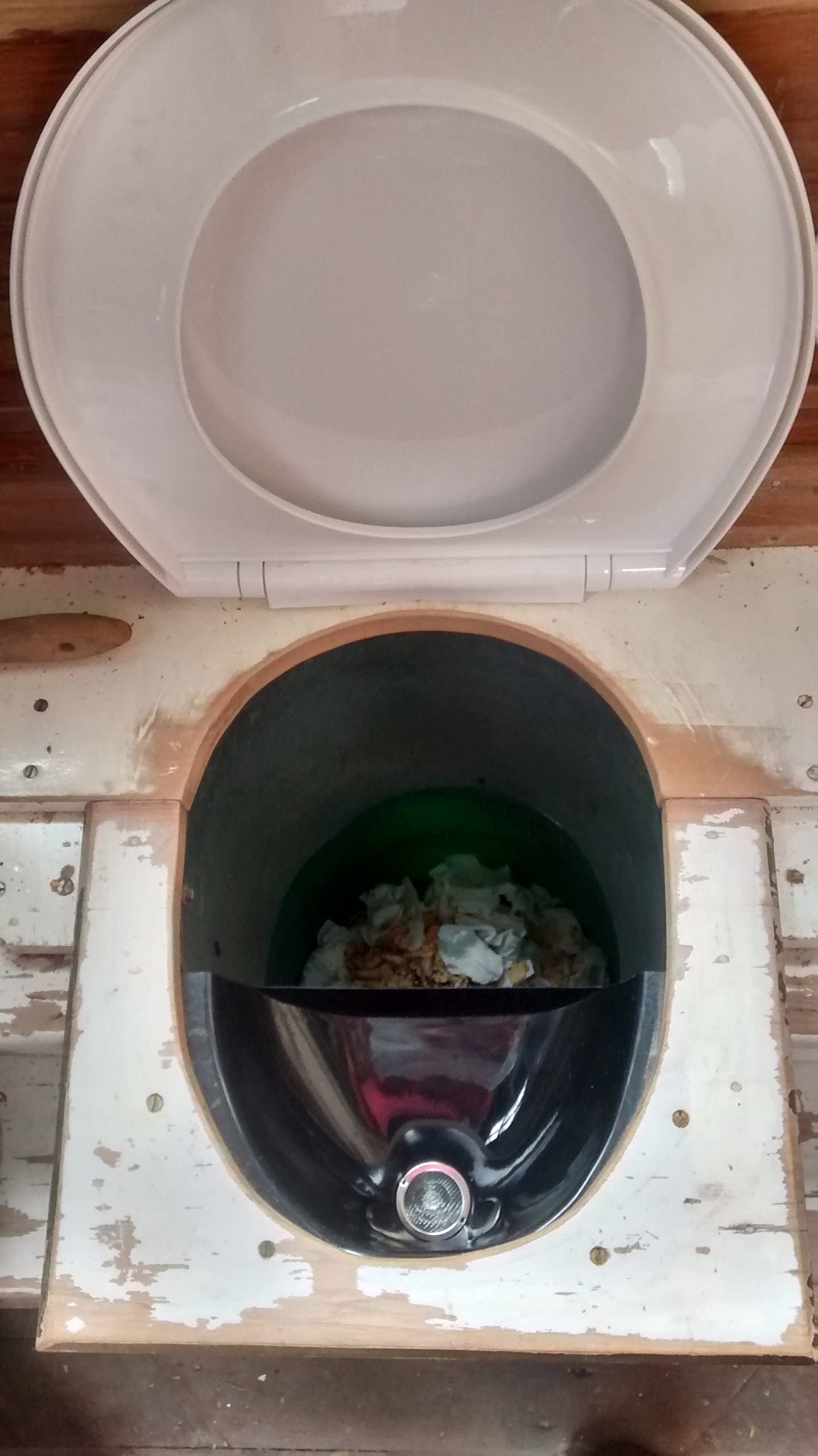 Séparateur d'urine Free Range Designs | Séparateur D'urine Classique pour Toilettes à Compost | Noir Ou Blanc | Fabriqué au Royaume-Uni