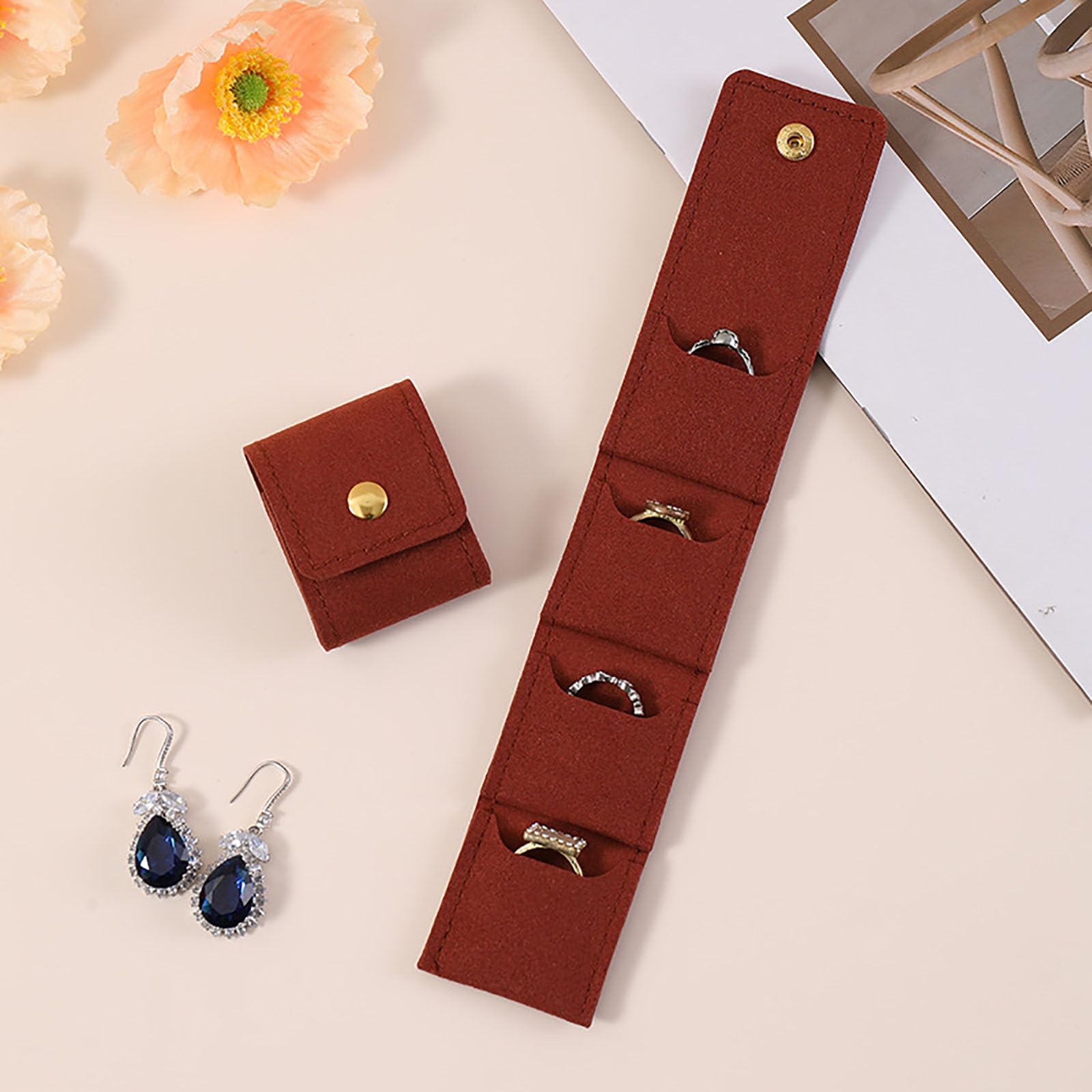 1 Pack Travel Jewelry Bag with Small Compartment,Portable Small Jewelry Roll for Rings,Earrings,Necklaces,Packaging Pouch,Minimalist Organizer for Women,Lightweight,Convenient Travel Case(Brown)