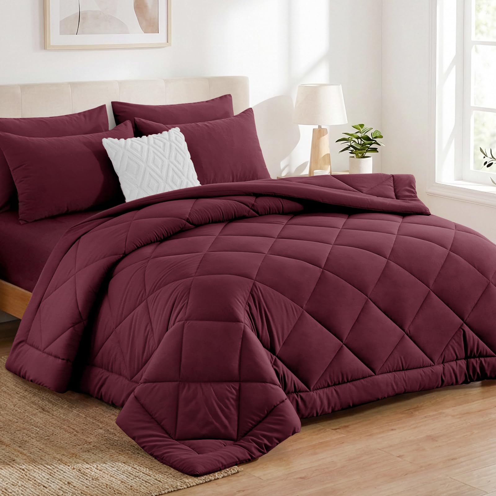 Aisbo Coverless Duvet Super King Size 10.5 Tog - 260x 220cm, Burgundy Duvet with 2 Pillowcases Soft Lightweight Comforter Set for All Seasons — image 1
