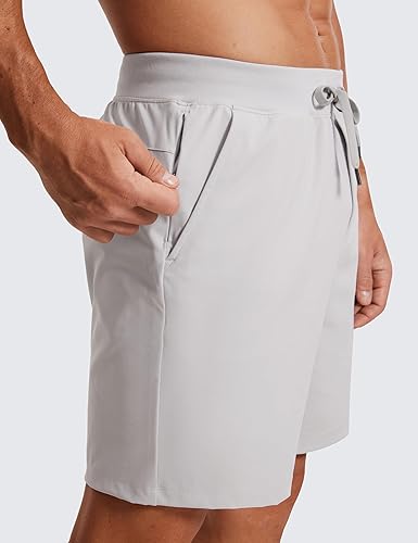 Miniatura 4 de CRZ YOGA Pantalones cortos de entrenamiento elásticos en cuatro direcciones para hombre, 7 pulgadas, suaves, duraderos, casuales, con bolsillos,