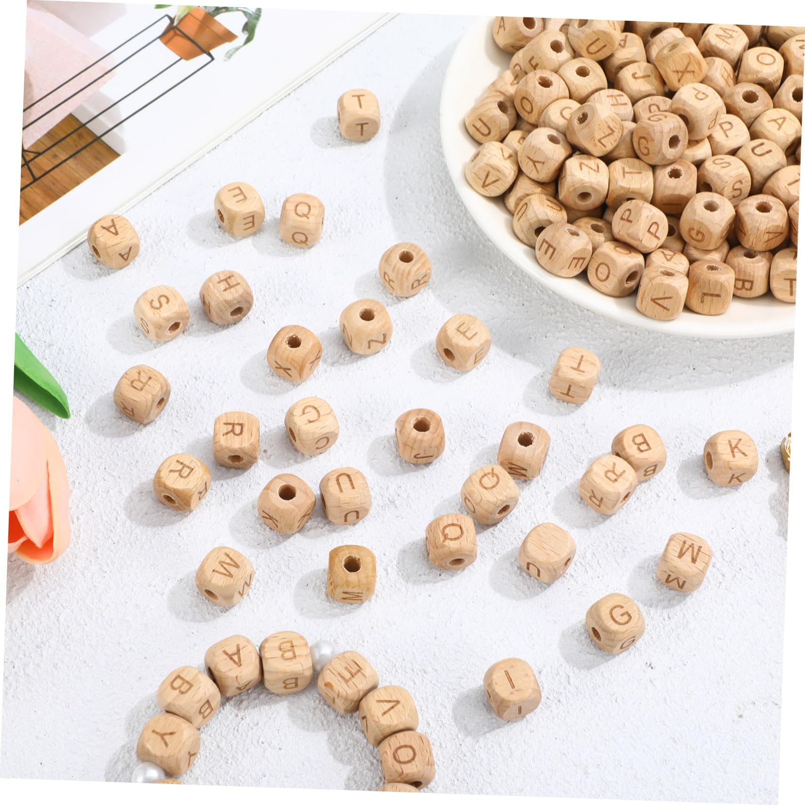 Buchstabenperlen aus Buchenholz 260 Stück Quadratisch Beige