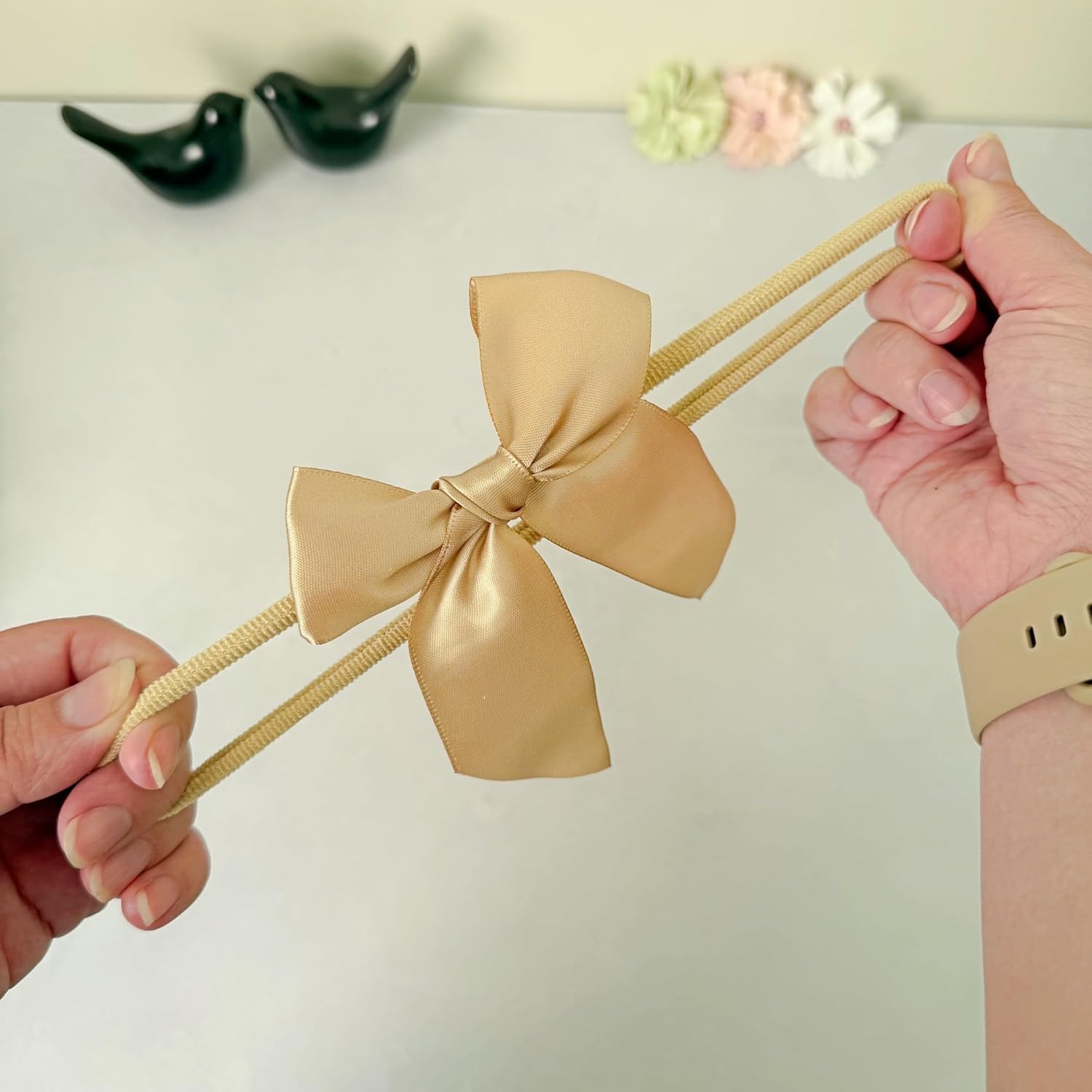 Kit 5 Faixas Tiara Lacinhos para Bebê Não Aperta Laço Sortidas Meia de Seda (Modelo E, Único) em promoção! Veja a oferta e mais achadinhos de Laços & Tiaras Infantis 5 Hoje é o melhor dia para comprar Kit 5 Faixas Tiara Lacinhos para Bebê Não Aperta Laço Sortidas Meia de Seda (Modelo E, Único) com aquele preço maroto! Promoção! Aproveite a oferta! 5