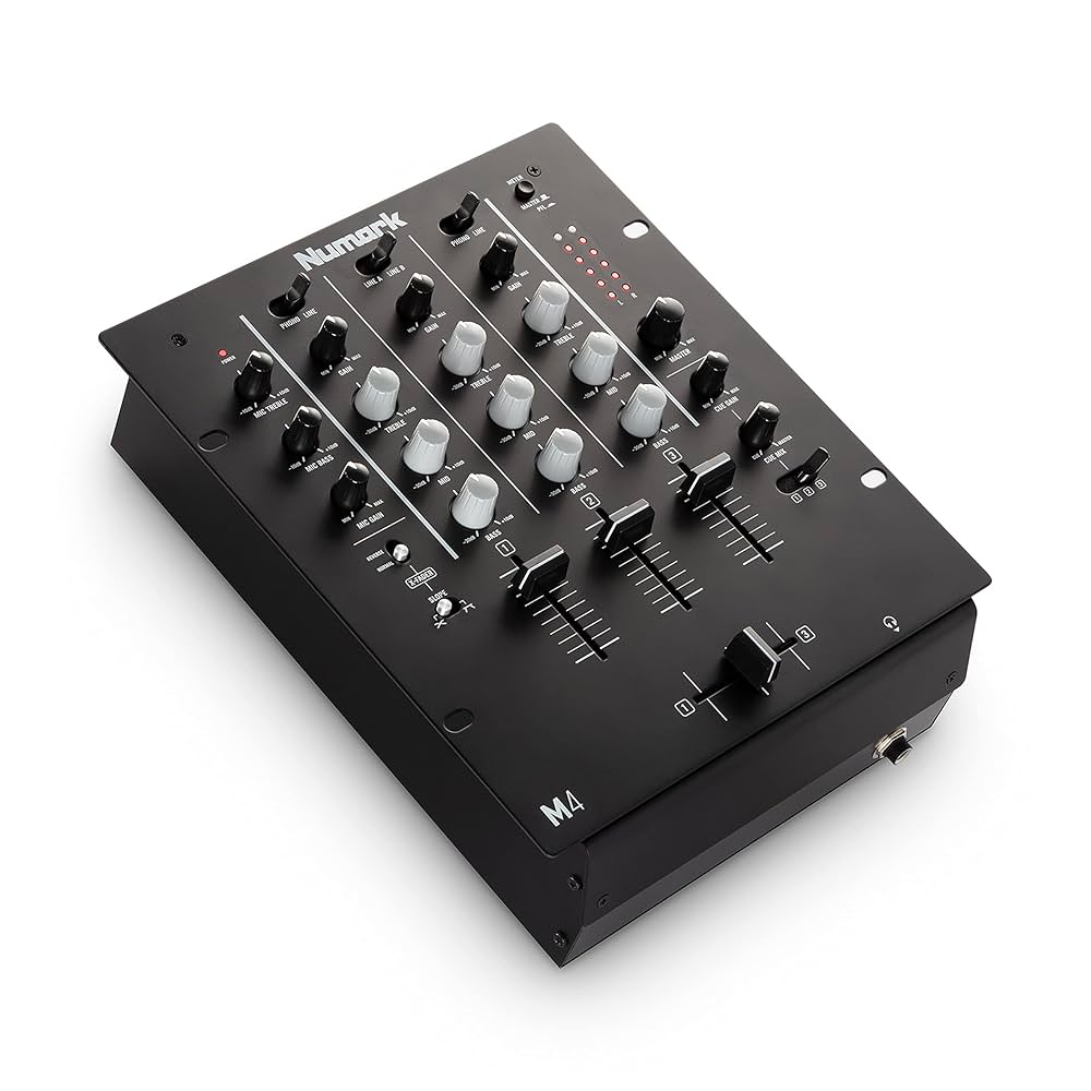 Numark M4 - 3チャンネルスクラッチDJミキサー ラックマウント