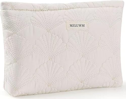 MZLUWM White Cotton Quilted Makeup Pouch，Cute Puffy Coquette Makeup Bag,Floral C