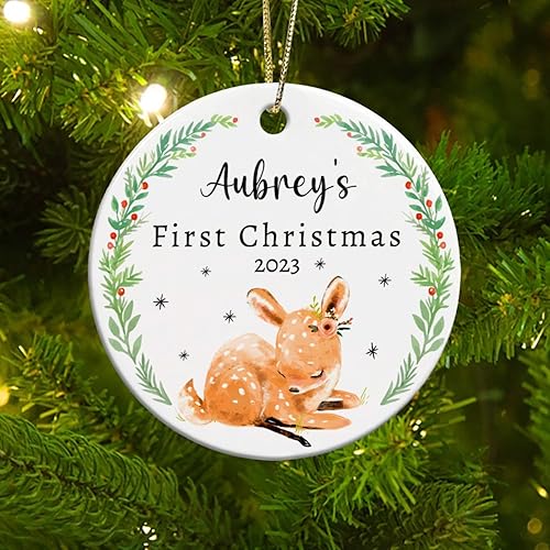 Vista 28 de Adorno de cerámica personalizado para la segunda Navidad del bebé, vaca lechera Feliz Navidad 2025, regalo personalizado para los amantes