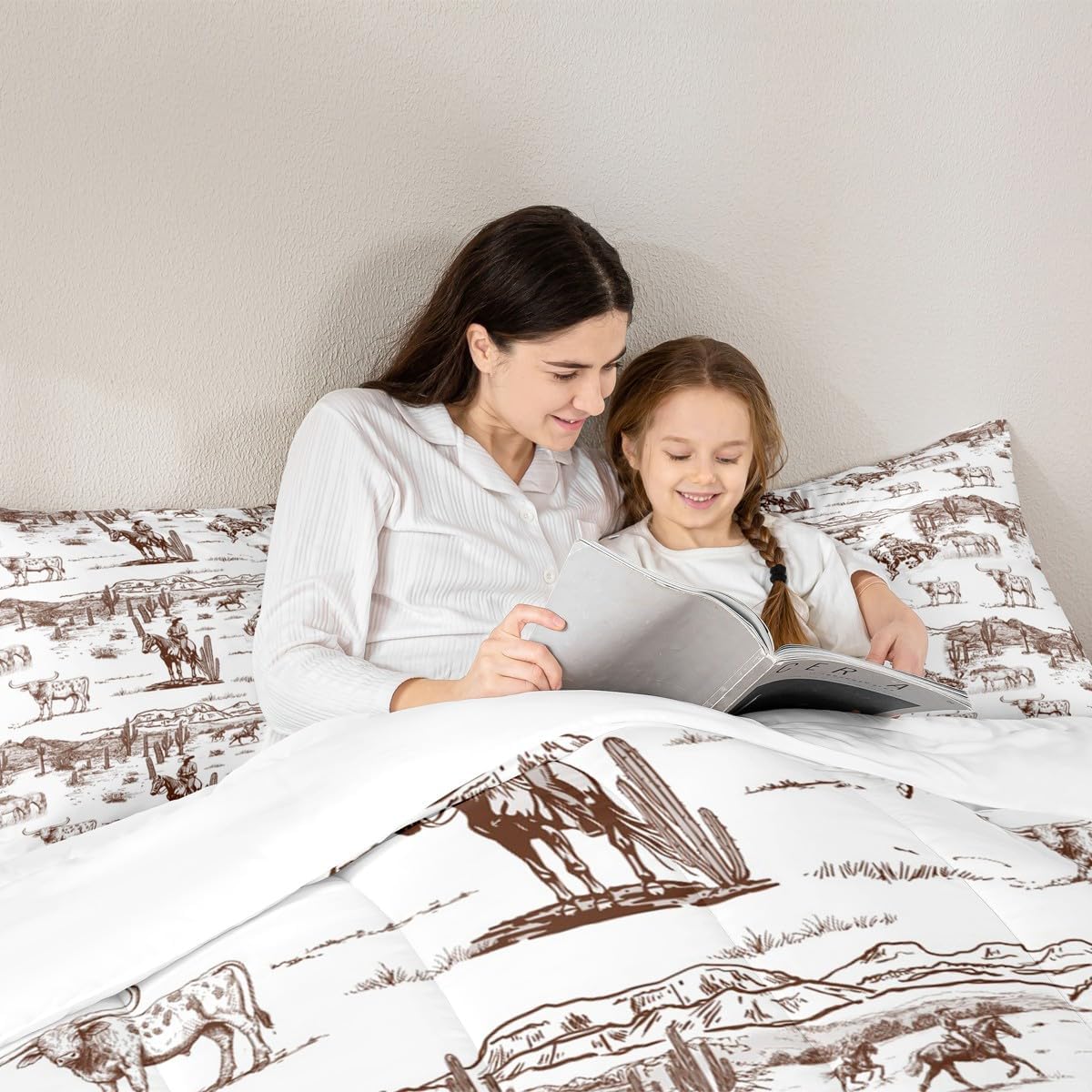 Western Cowboy Bedding Set Twin Size,Vintage Southwest Style Comforter Set Desert Cactus Cow Horse Animals Quilt Set for Kids Boys Girls Adult Room Decor,Sketch Brown White Duvet Insert 2Pcs