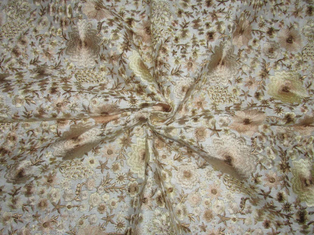 Tissu dupioni ivoire brodé or pour haute couture et rideaux de prestige