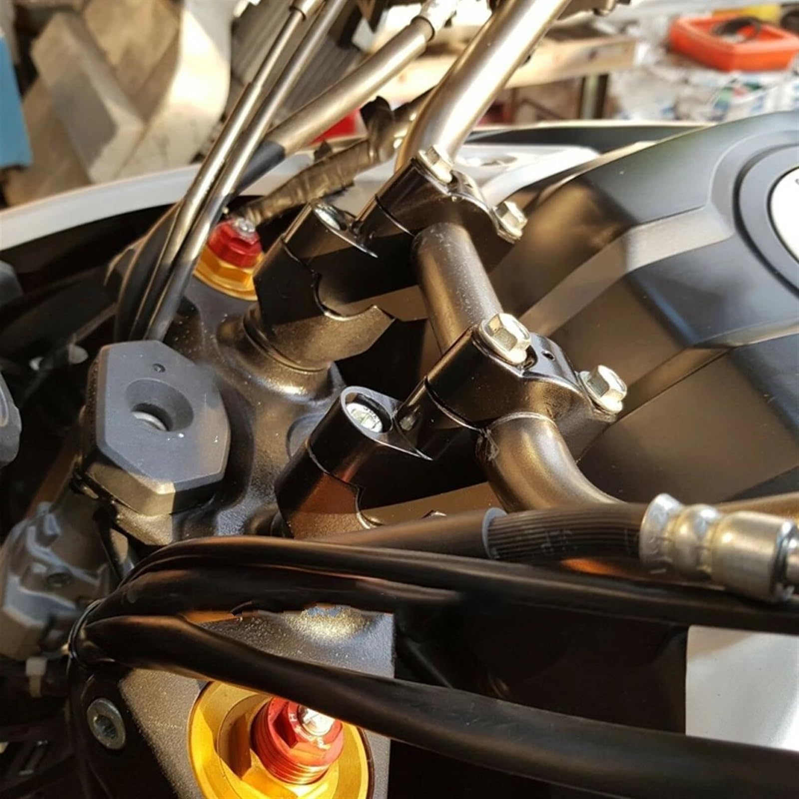 Rehausse Guidon Moto 30mm Haut / 20mm Avant-Arrière – Compatible NC750X, CB500X, CB500F, CB300F
