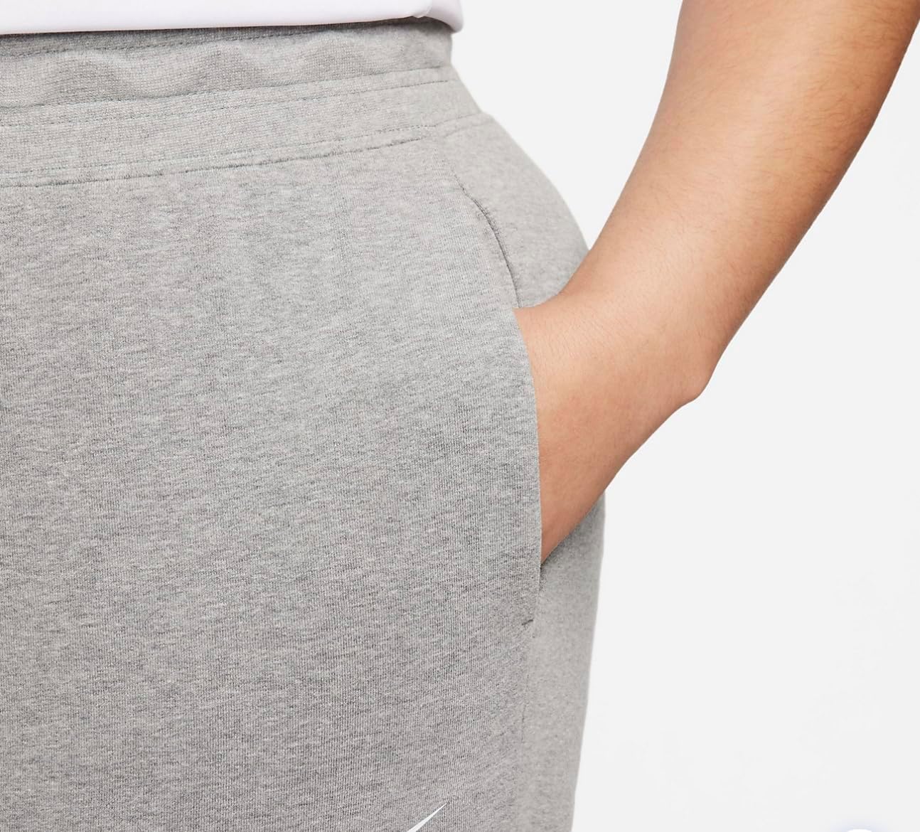 Nike Sportswear Club Fleece Women's High-Rise Plus Size Joggers Standard Fit