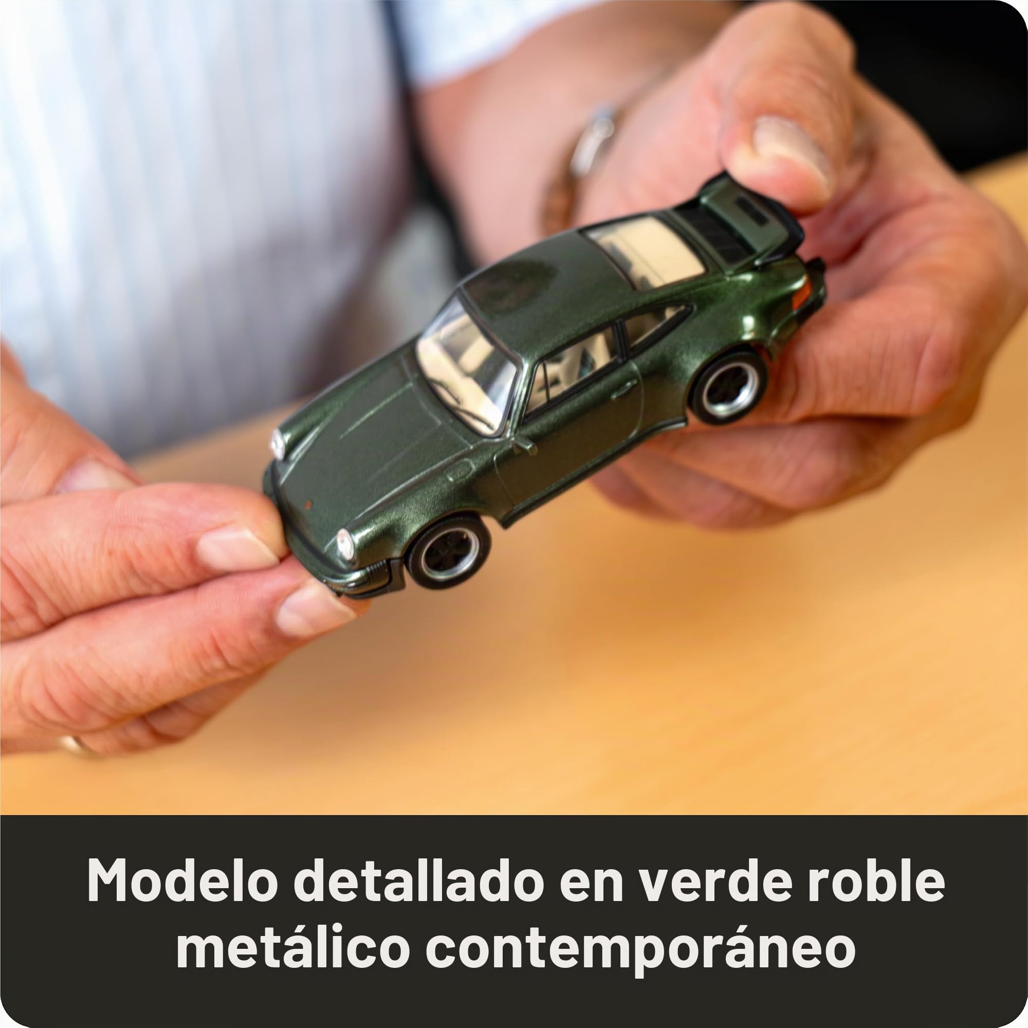 FRANZIS Calendario de Adviento Porsche 911 Turbo 67233 escala 1:43 módulo de sonido libro 52 páginas